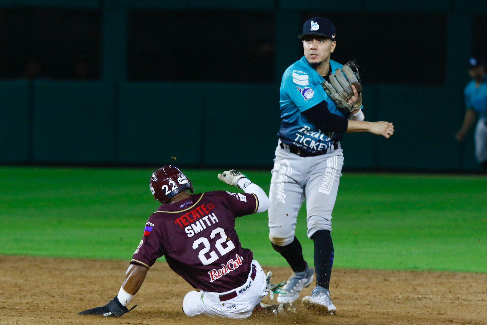 $!Mallex Smith lleva al triunfo a Tomateros de Culiacán