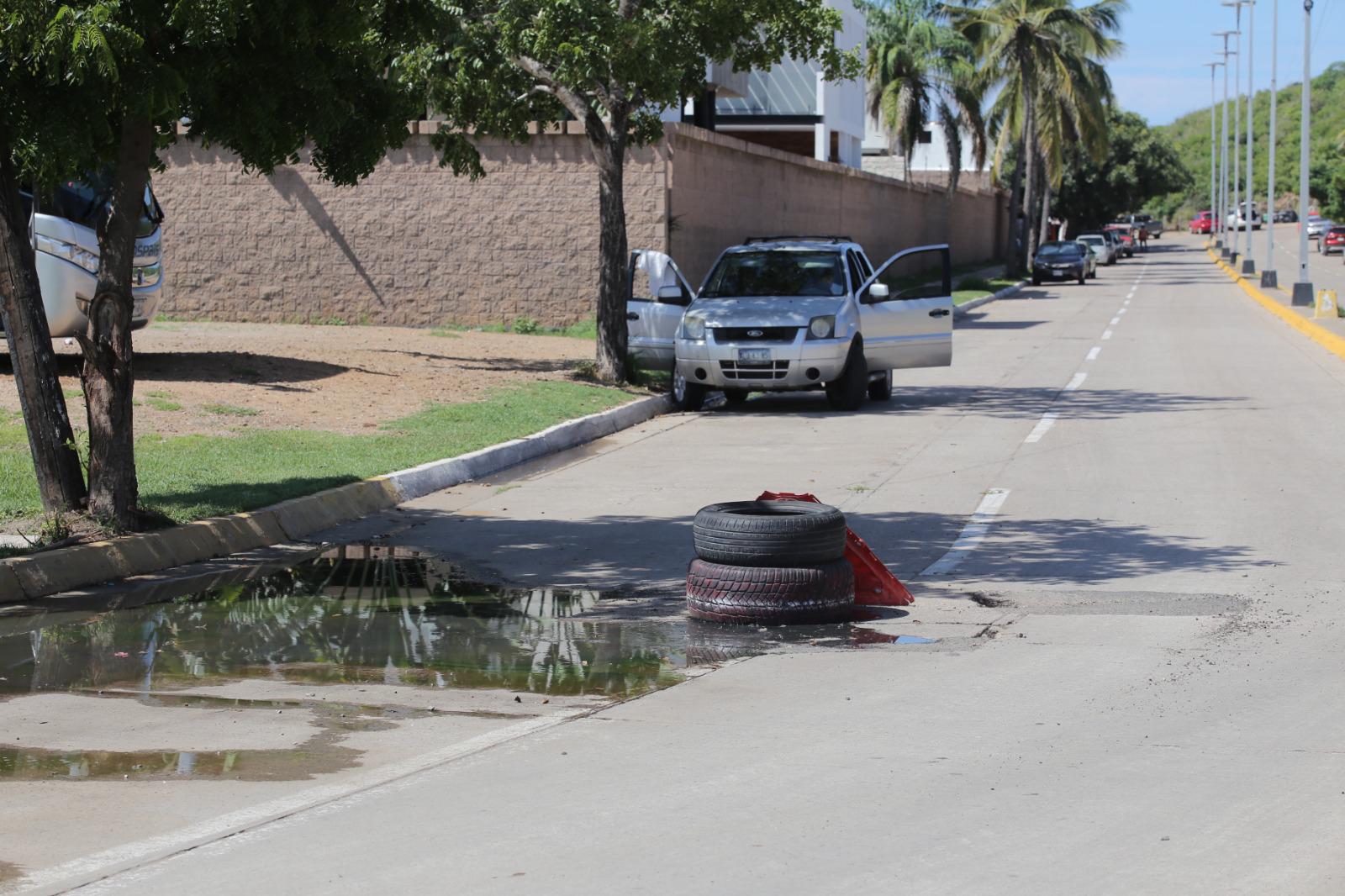 $!Recibe zona de Cerritos, en Mazatlán, descargas de aguas residuales