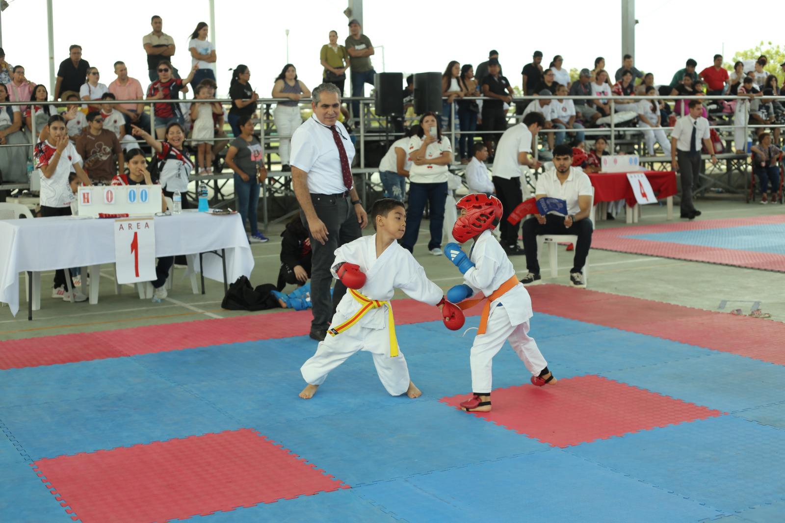 $!Los más pequeños dieron todo en los combates.