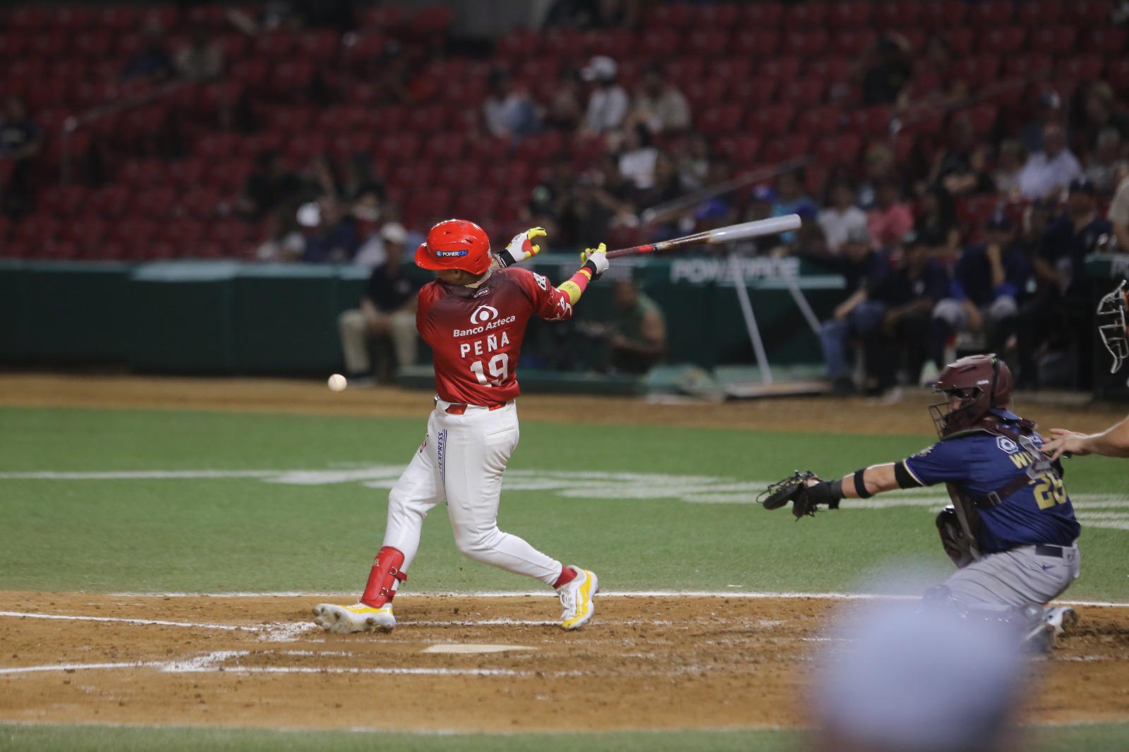 $!Venados le pega a Tucson con José Luis Urquidy y Andrés Álvarez como protagonistas