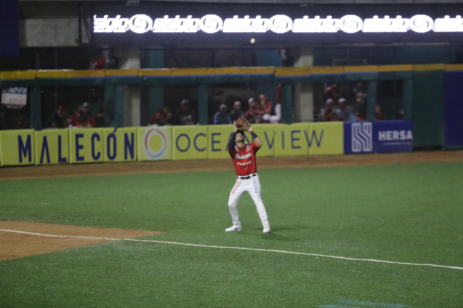 $!Magistral salida de Urquidy lleva al triunfo a Venados ante Algodoneros