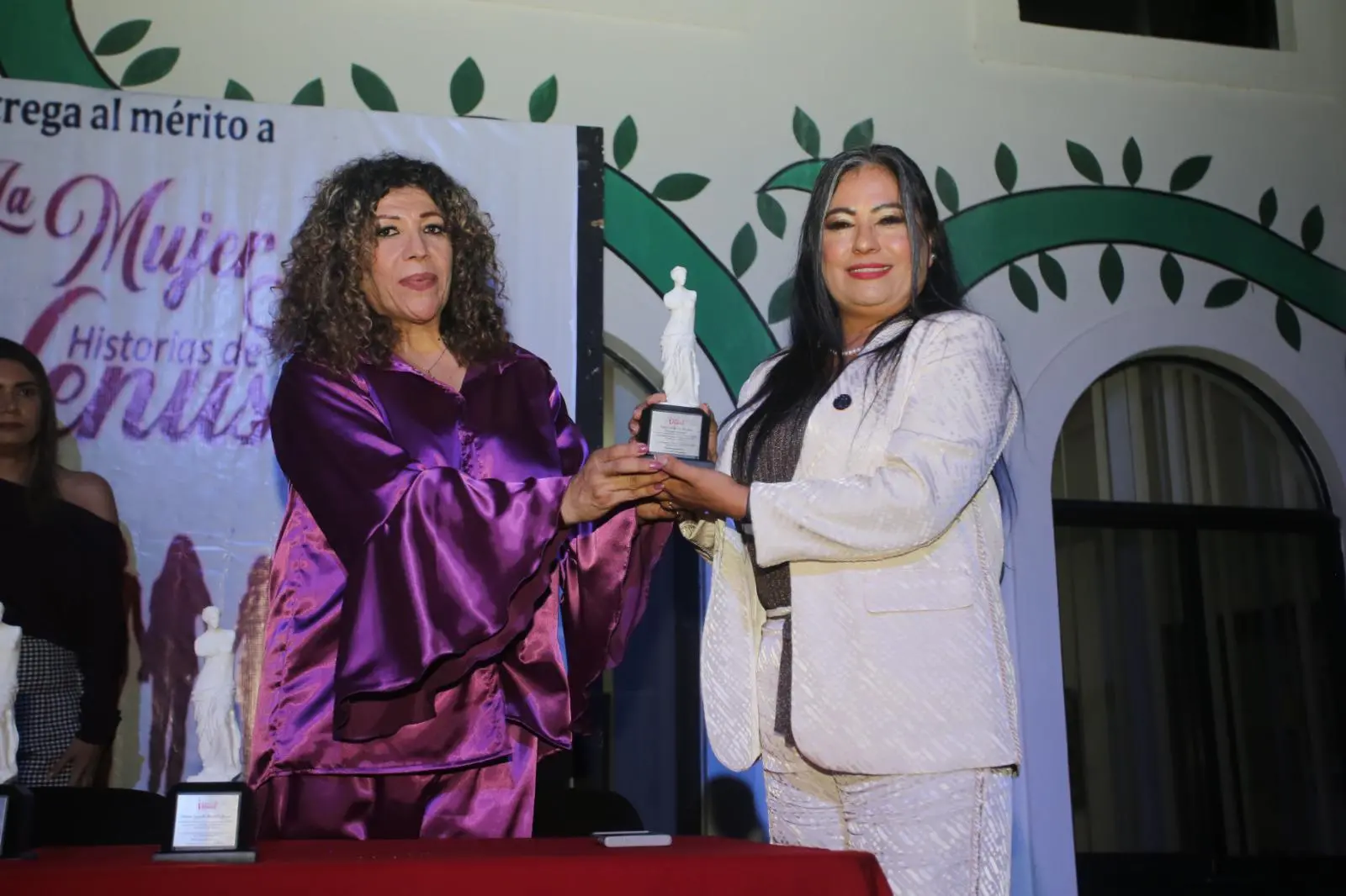 $!Galardona ‘Historias de Venus’ a seis mujeres empoderadas de Mazatlán