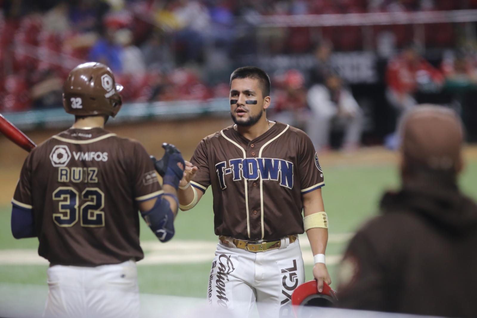 $!Venados de Mazatlán inicia serie clave con una derrota ante Tucson Baseball Team