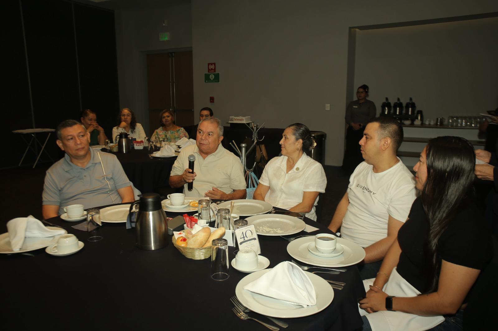 $!Cumple 40 años la Asociación Mexicana de Contadores Públicos de Mazatlán
