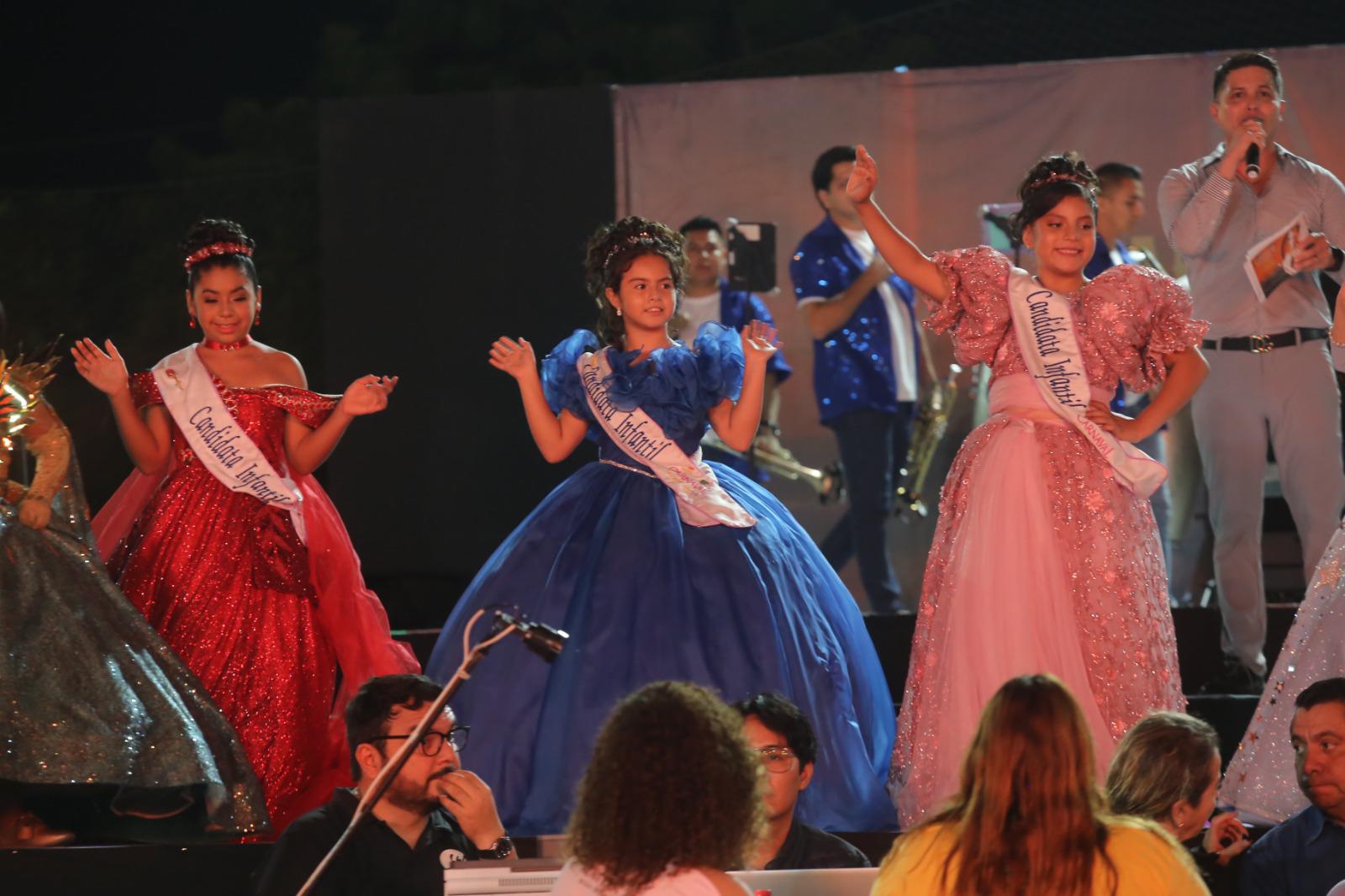 $!Eileen Cruz y Guillermo Orrante toman ventaja en el primer cómputo del Carnaval de Mazatlán 2026