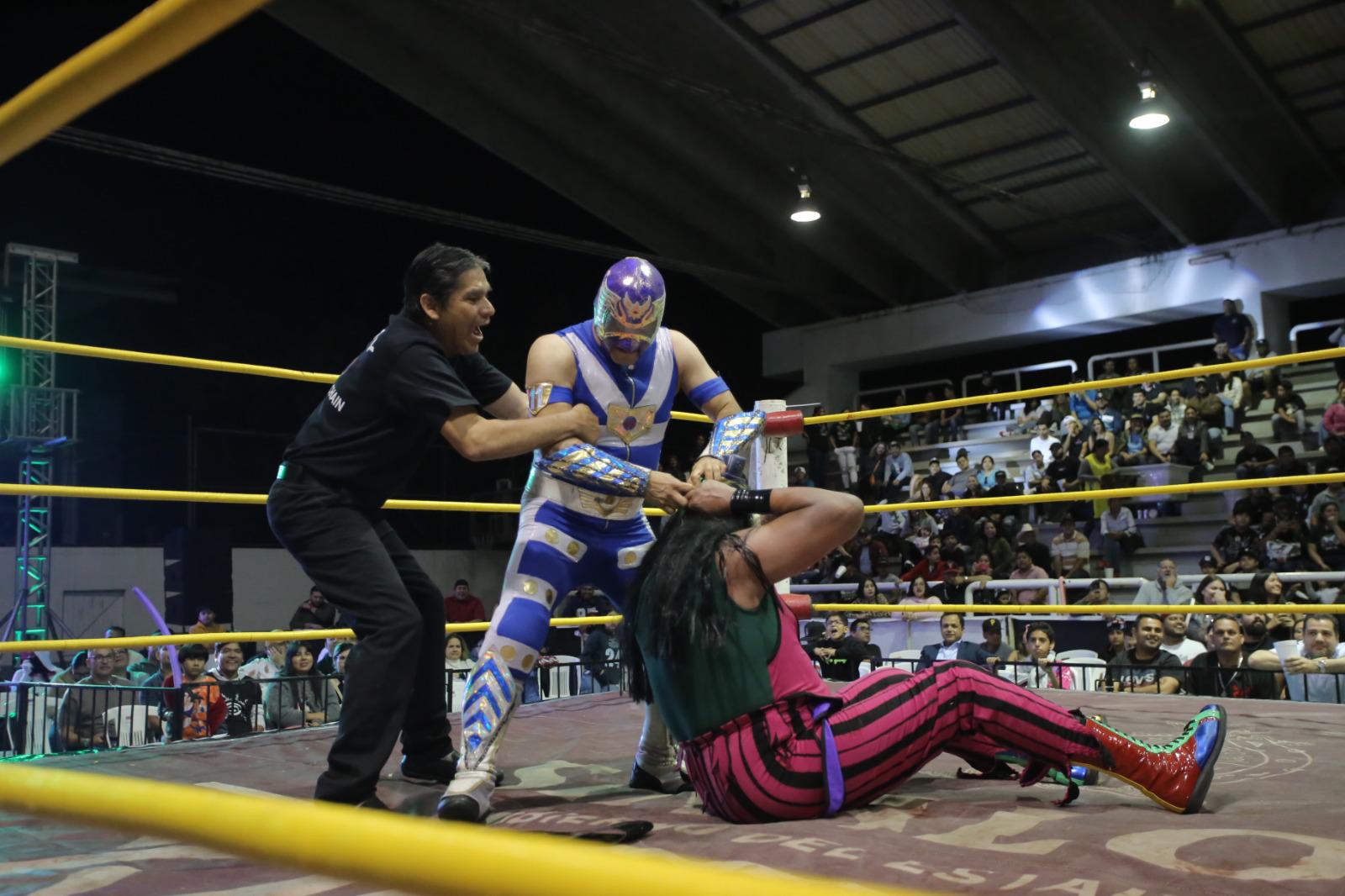$!El Fiscal y Aerostar conquistan la noche de Revanchas de Project Lucha