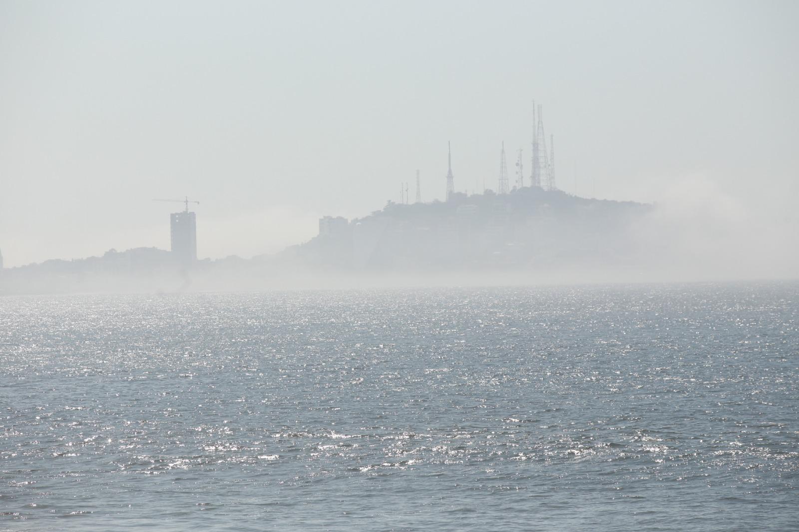 $!Cubre neblina gran parte de Mazatlán este lunes