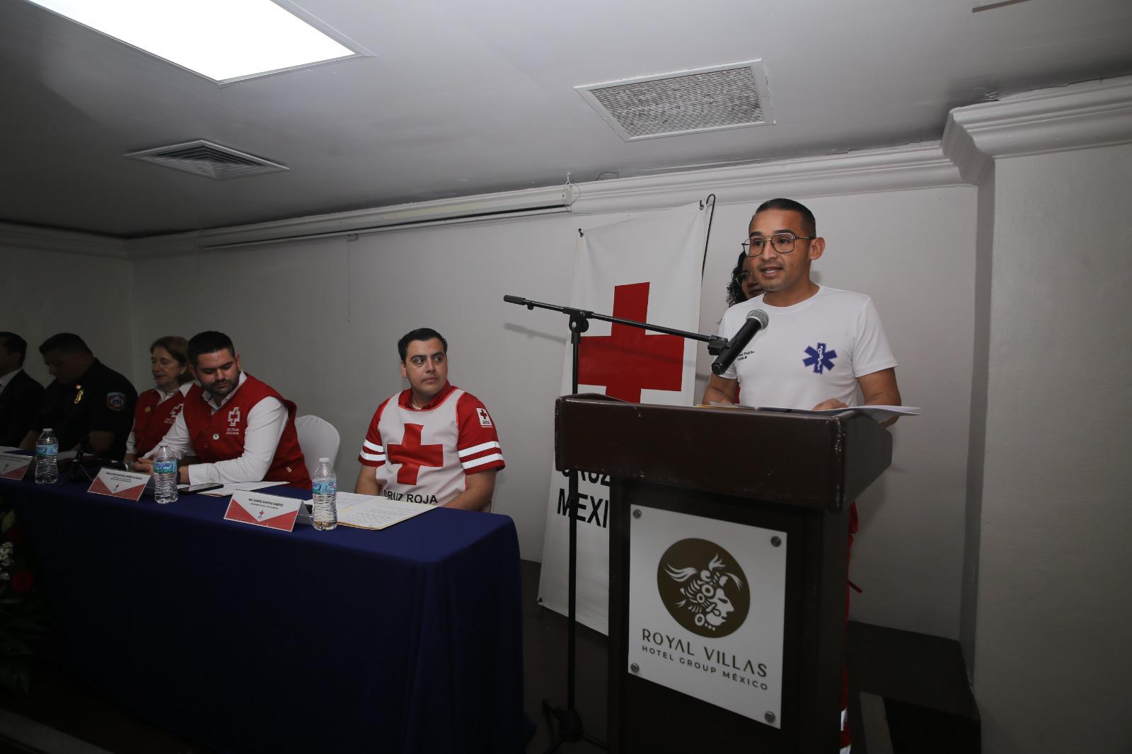 $!Se gradúan con honores 14 nuevos técnicos en Urgencias Médicas de Cruz Roja Mazatlán