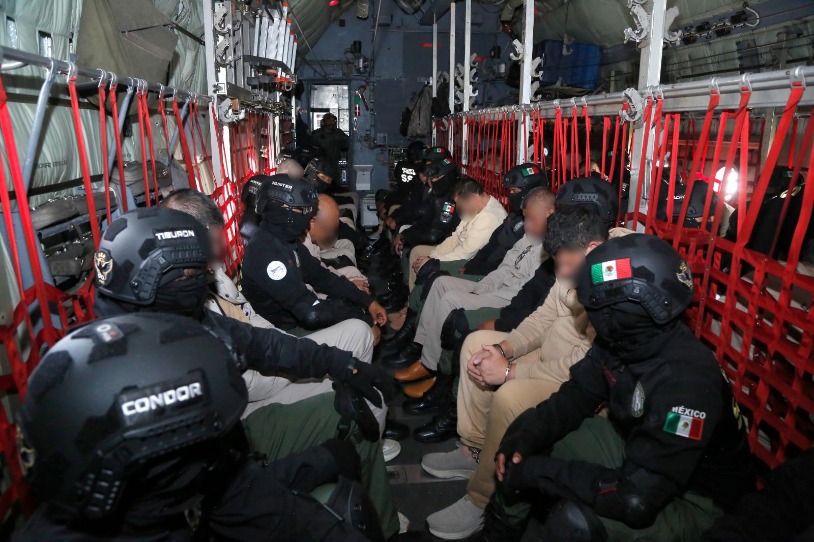 $!Capos enviados a EU seguían delinquiendo en la cárcel: Harfuch; no habrá obstáculos legales: FGR