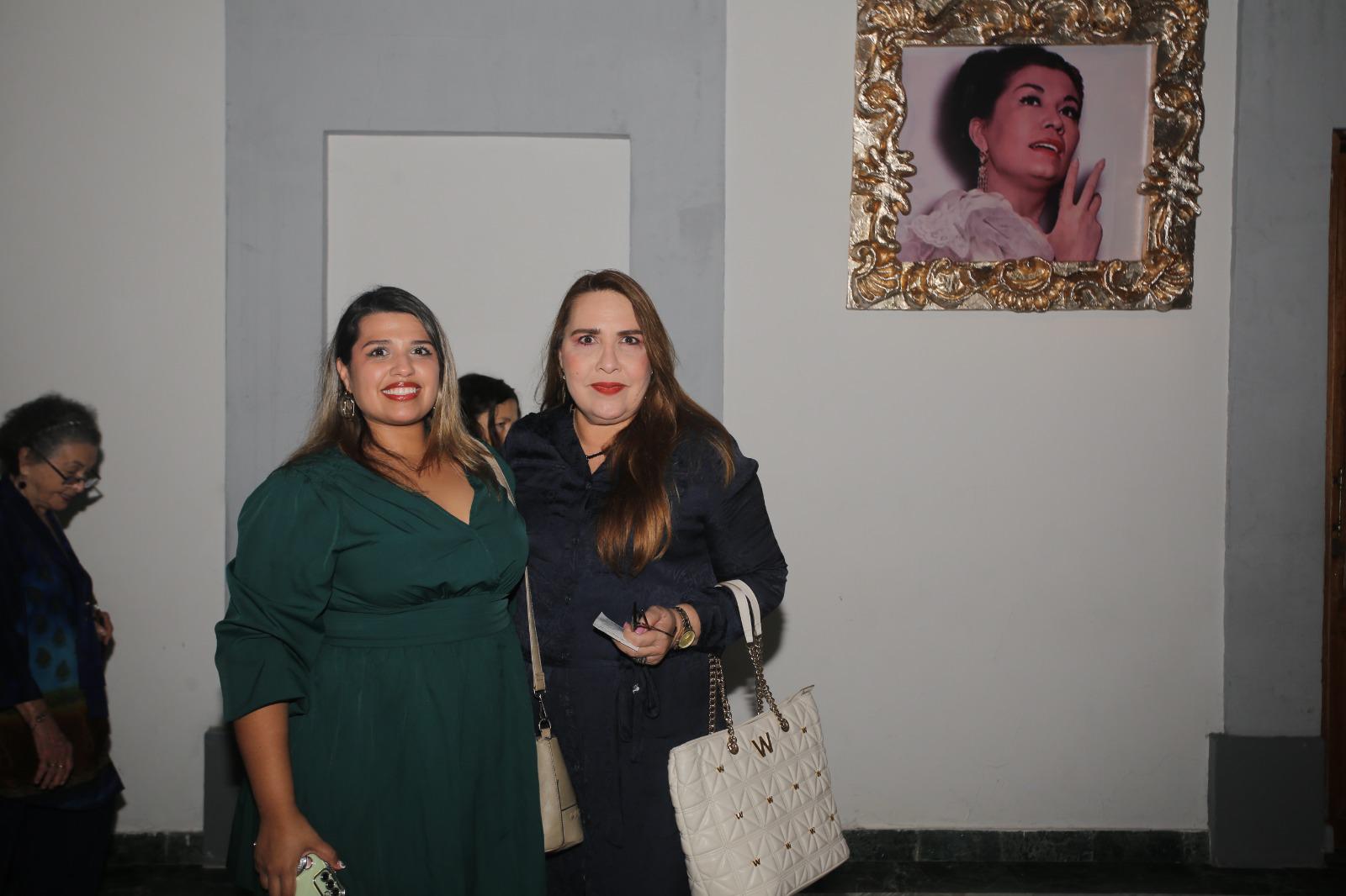 $!Georgia Alcántar y Laura Gavica.