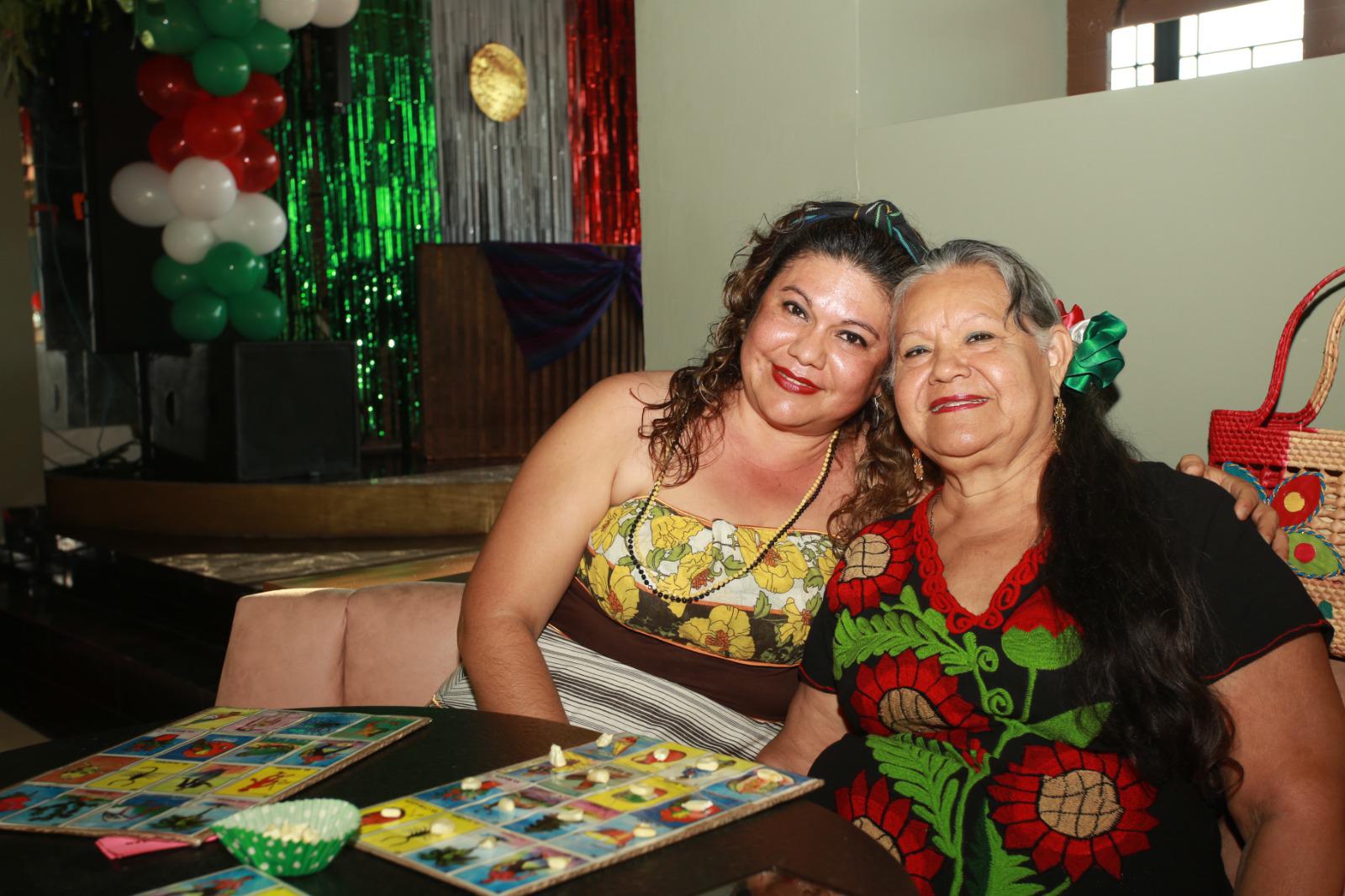 $!Lucero Lara y Gabriela García.