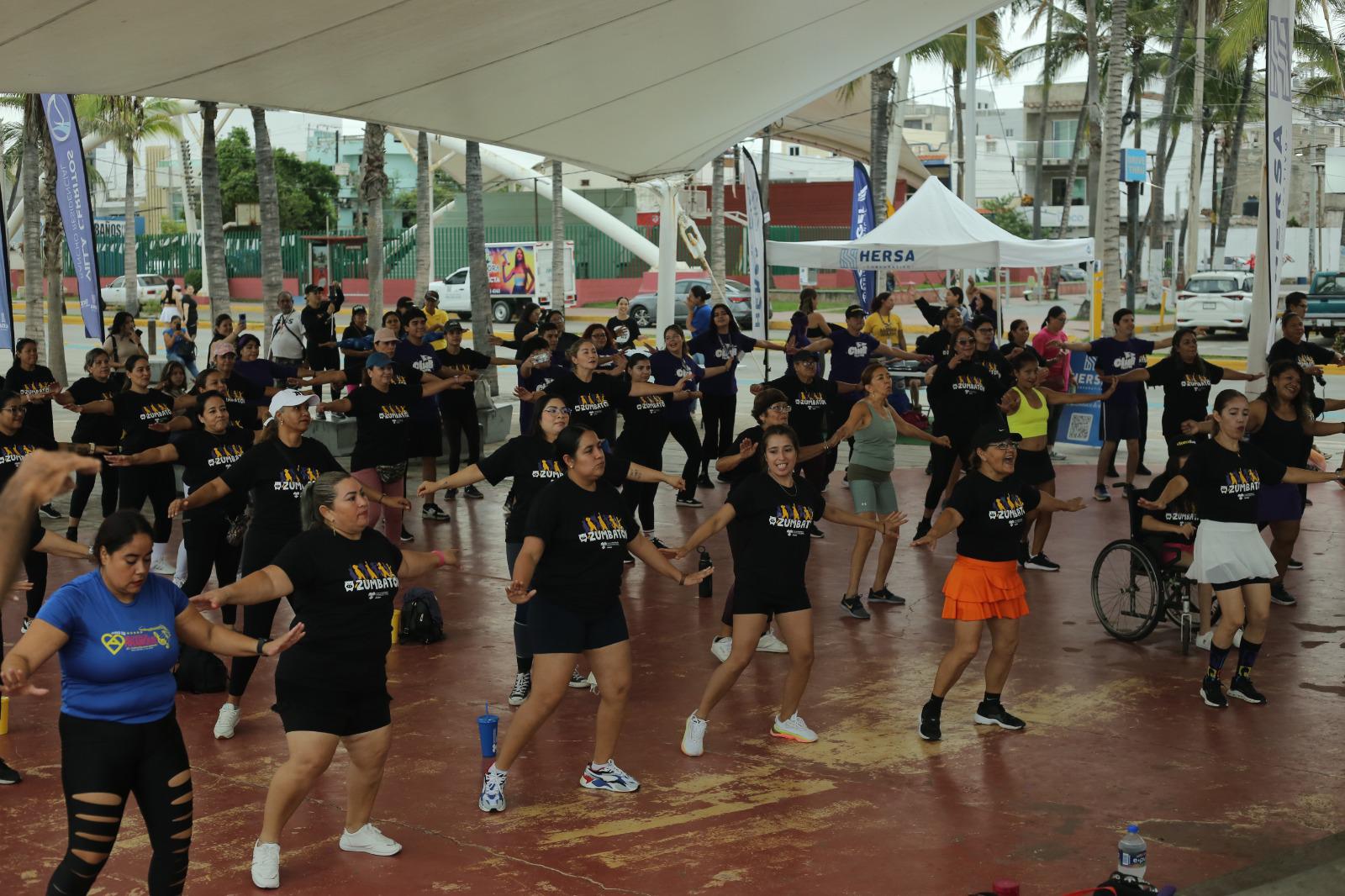 $!Celebra CRIT Sinaloa su primer ‘Zumbatón con causa’ al son de los ritmos latinos