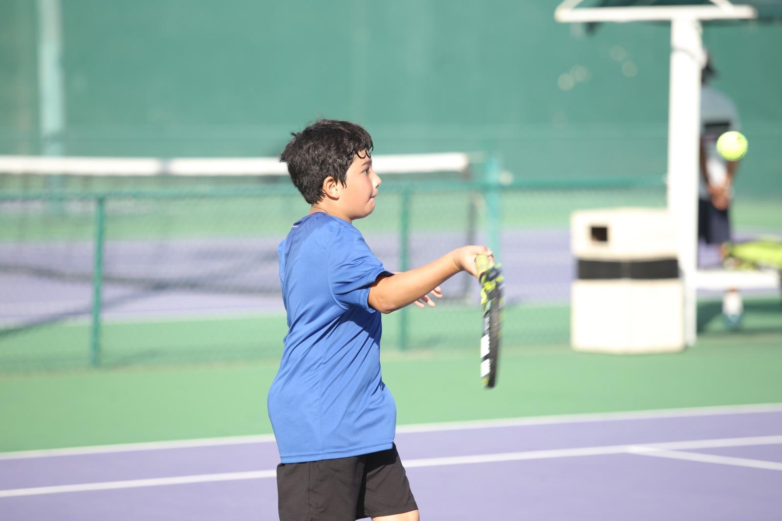 $!Aurora Téllez y Román Lizárraga brillan en el Circuito Municipal de Tenis en Mazatlán