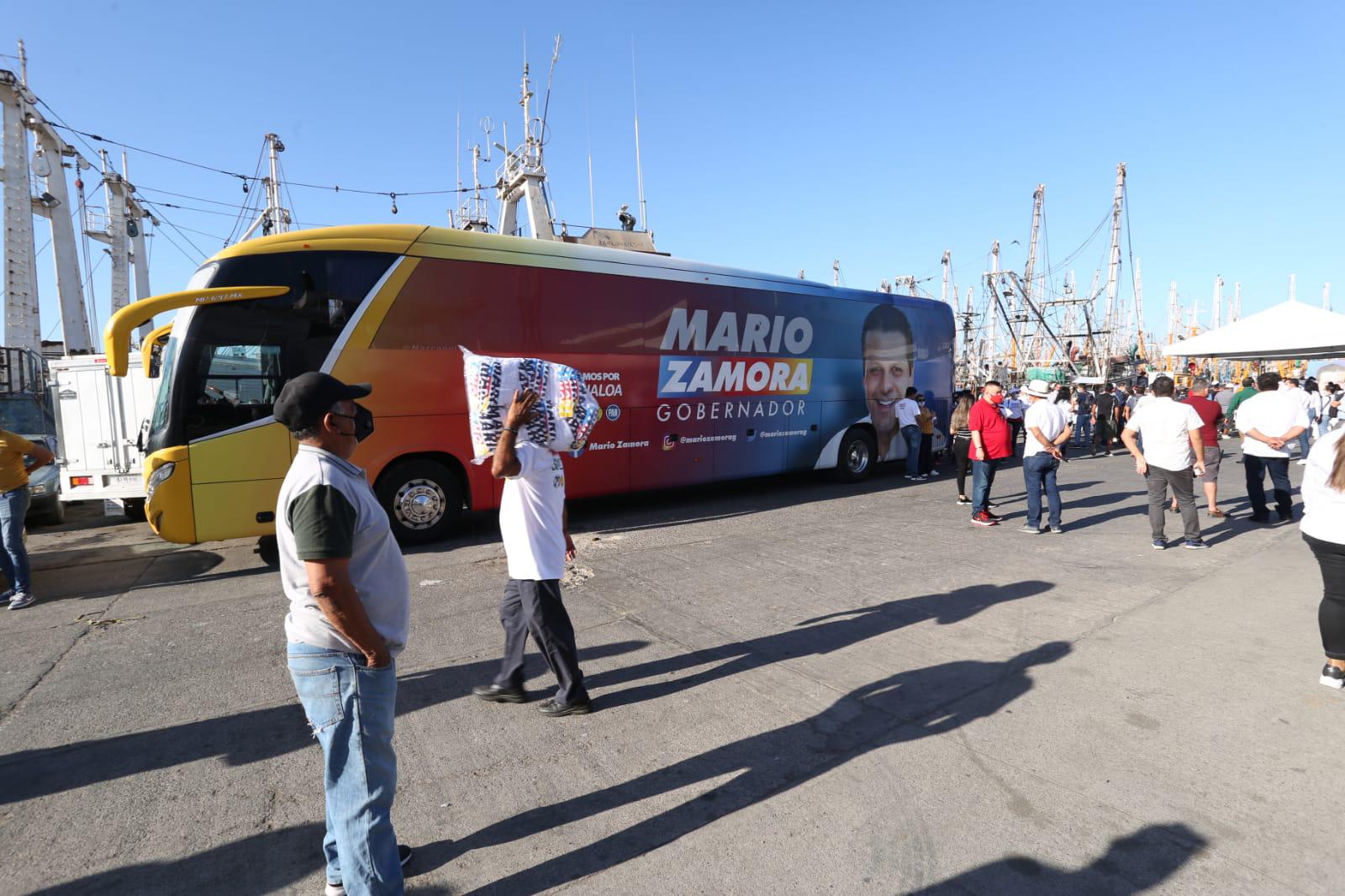 $!Sector pesquero de Mazatlán pide a Mario Zamora gestionar precio competitivo del diésel marino
