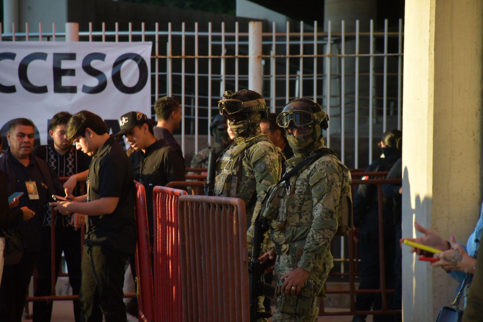 $!Mantienen fuerte operativo de seguridad en el Teodoro Mariscal previo a la coronación de la Reina del Carnaval