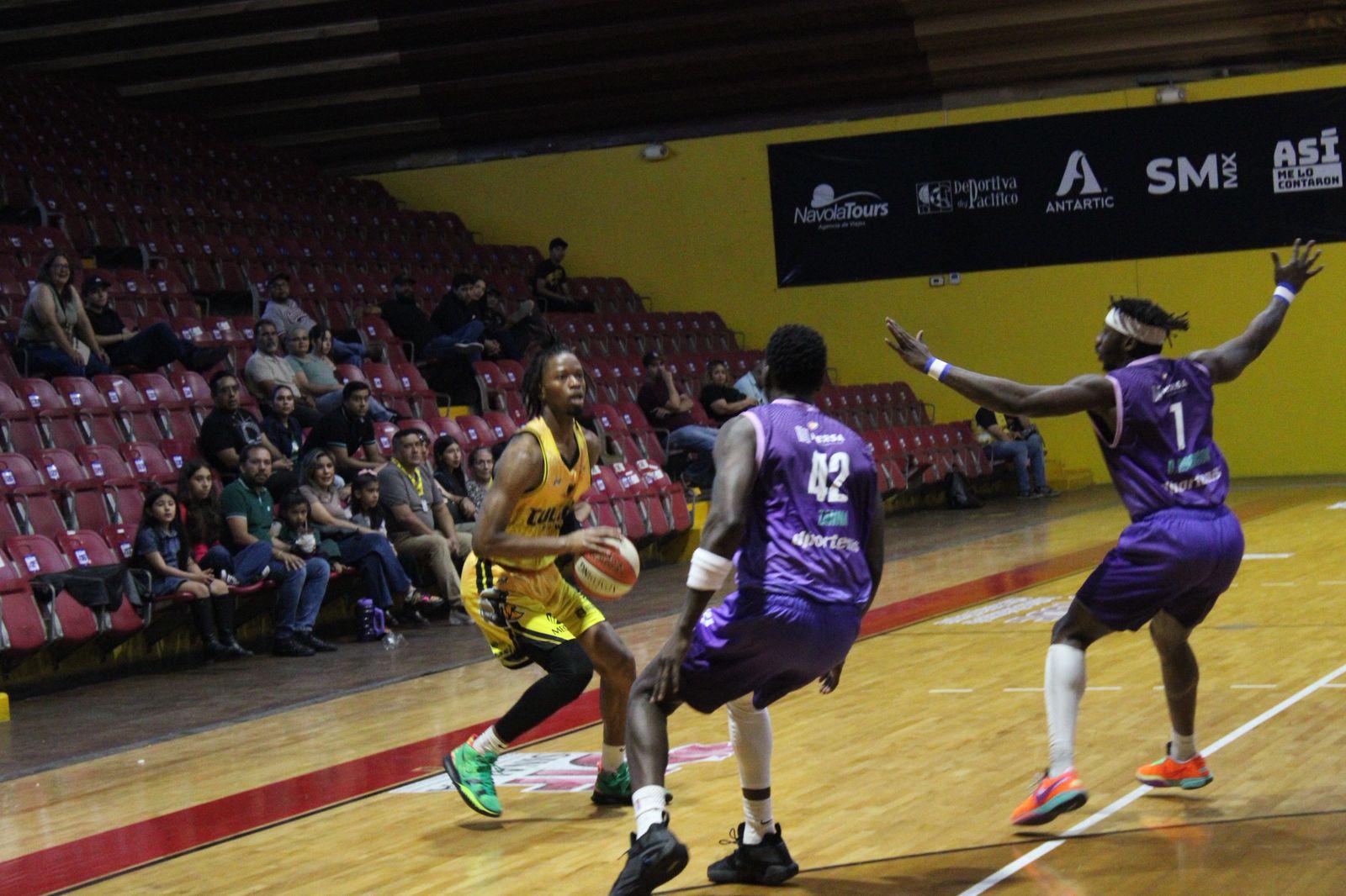 $!Venados Basketball toma revancha ante Caballeros