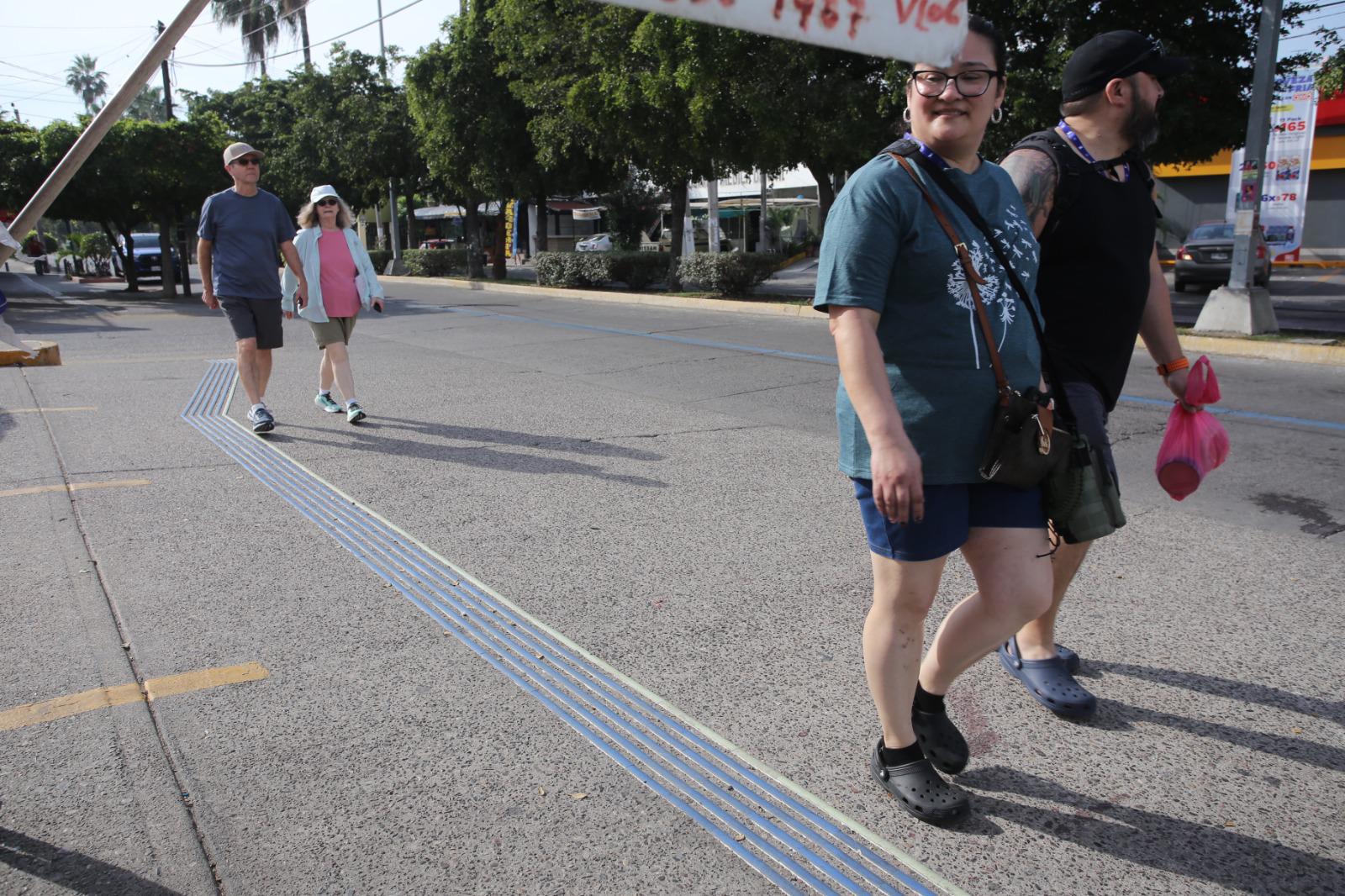 $!Llega a Mazatlán el crucero Navigator of the Seas con casi 5 mil visitantes