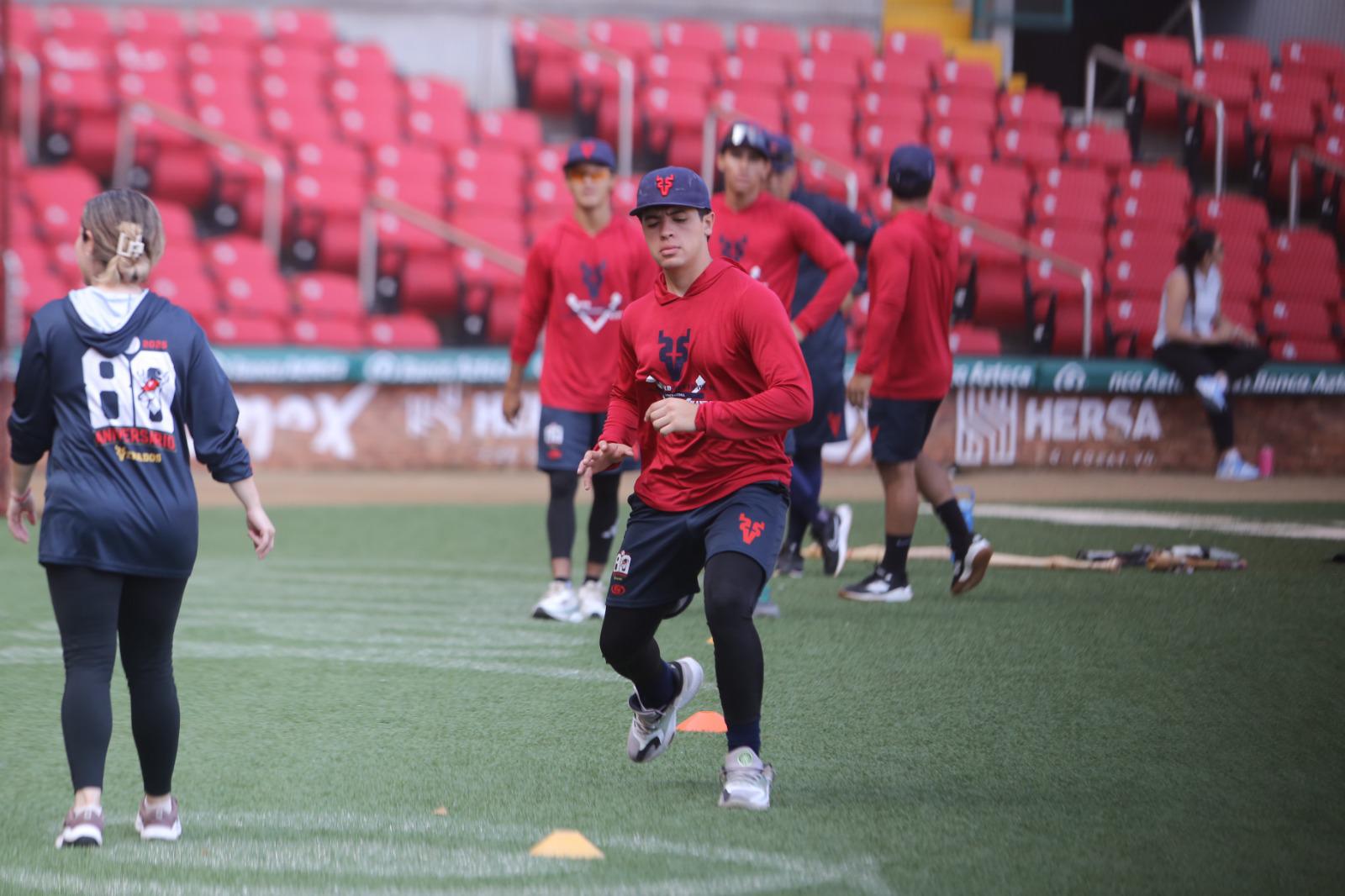 $!Se incorpora Christopher Escárrega al campamento de Venados de Mazatlán