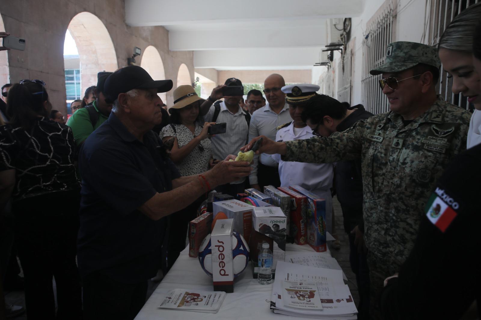 $!Ponen en marcha en Mazatlán campaña de desarme voluntario
