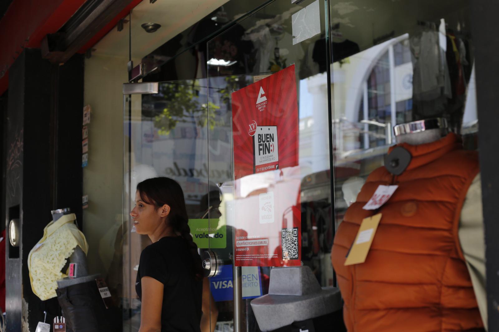 $!Esperan comerciantes, con esperanza, que sea un ‘Buen Fin’, pero a la sombra de la crisis en Culiacán