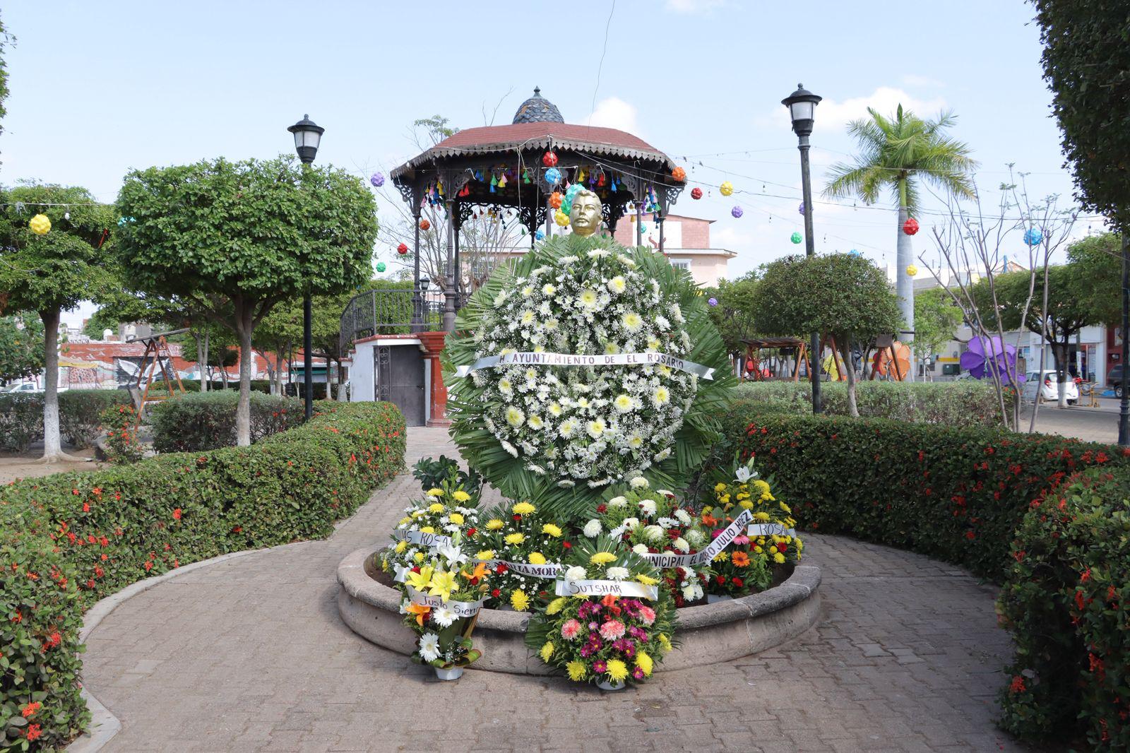 $!Conmemoran 115 aniversario luctuoso de Gabriel Leyva Solano, en Rosario