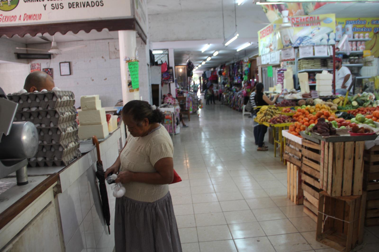 $!Mantienen locatarios de Mercado Miguel Hidalgo, en Rosario, promociones todo el año a fin de mejorar las ventas