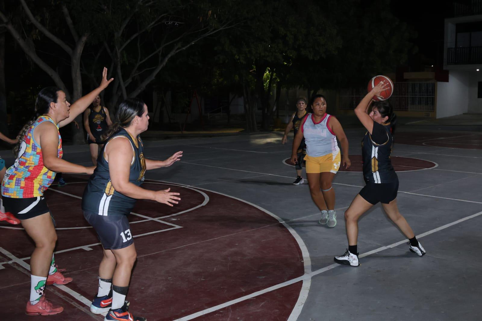 $!Panteras sufre revés ante Legos en Torneo Golden de Baloncesto