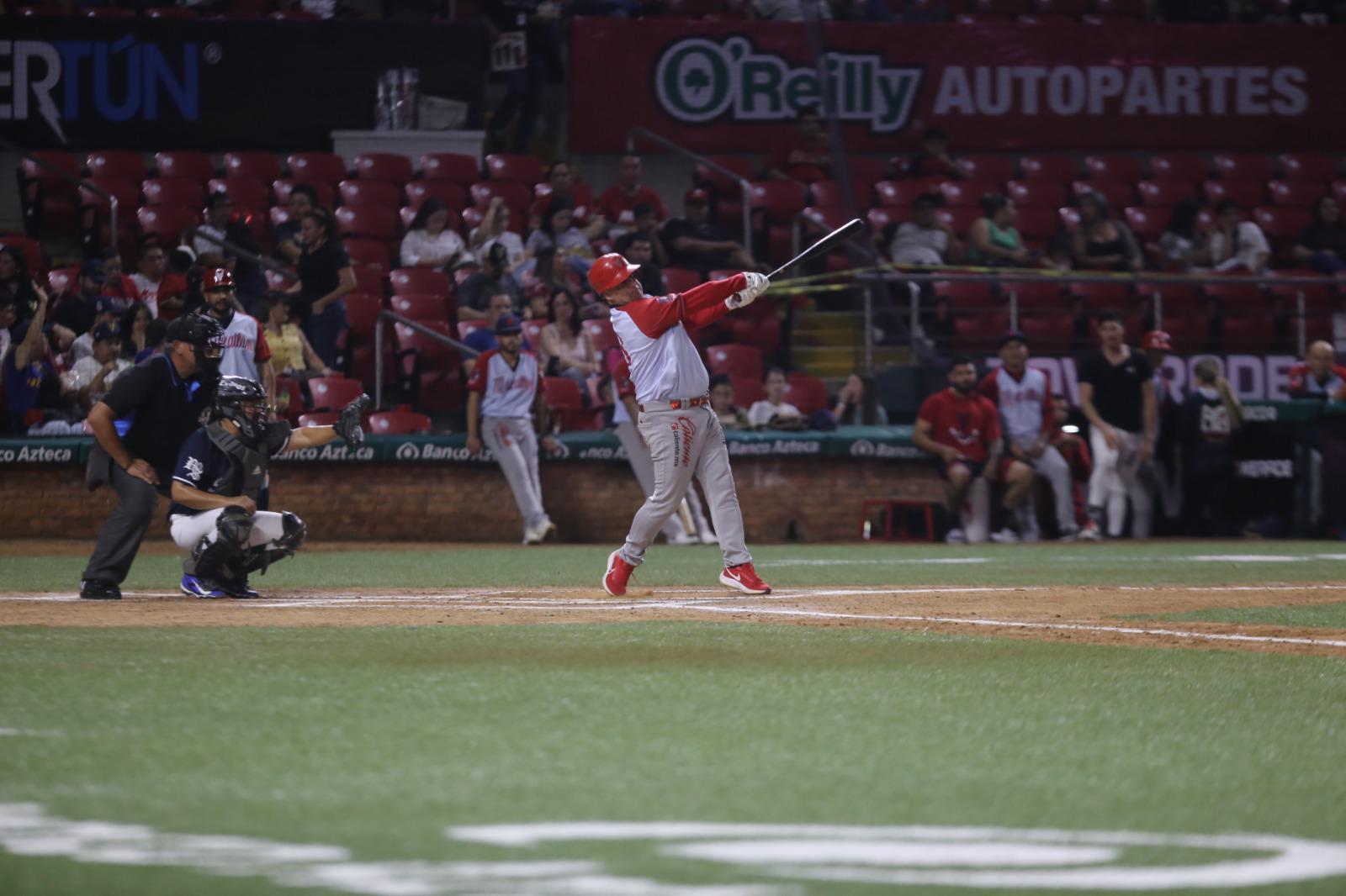 $!Venados de Mazatlán y Banda MS ofrecen una gran fiesta en el Teodoro Mariscal