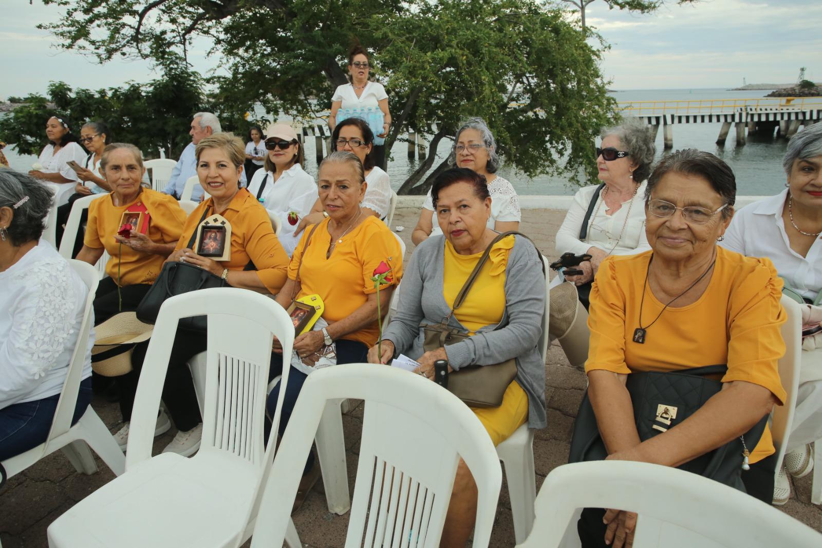 $!Matilde Terrones, Socorro Bautista, Patricia Morena, Chayito Castillo y Catalina Morales.