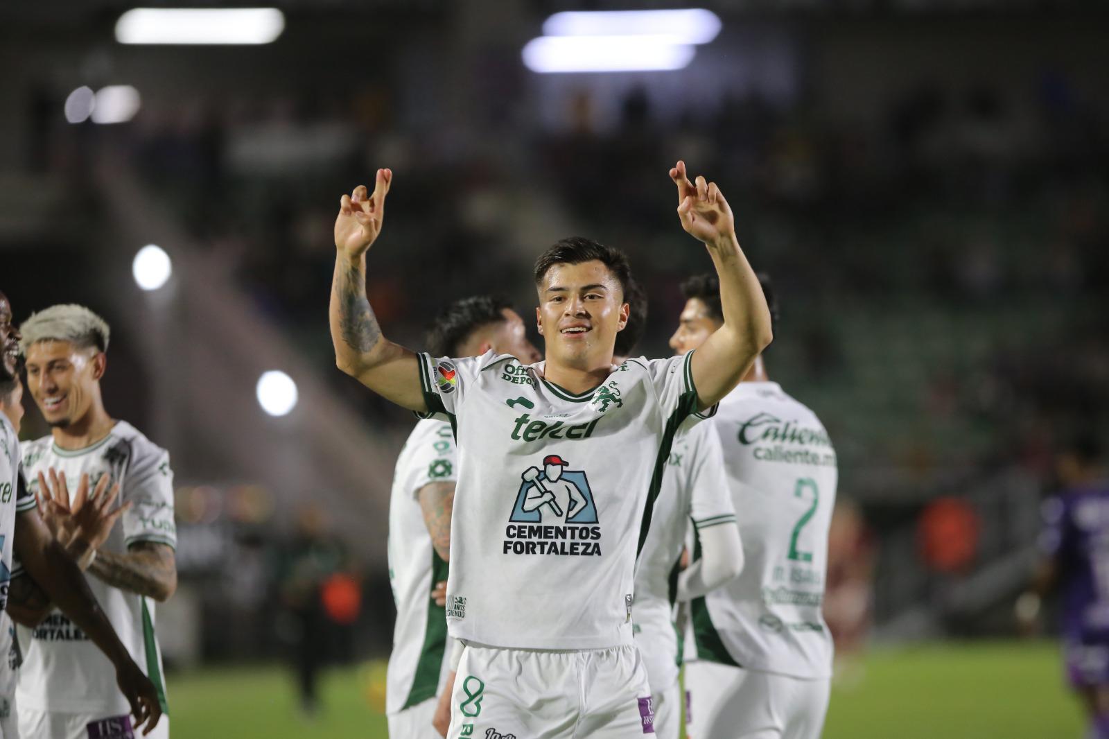 $!La Fiera ruge en El Encanto y corta racha de Mazatlán