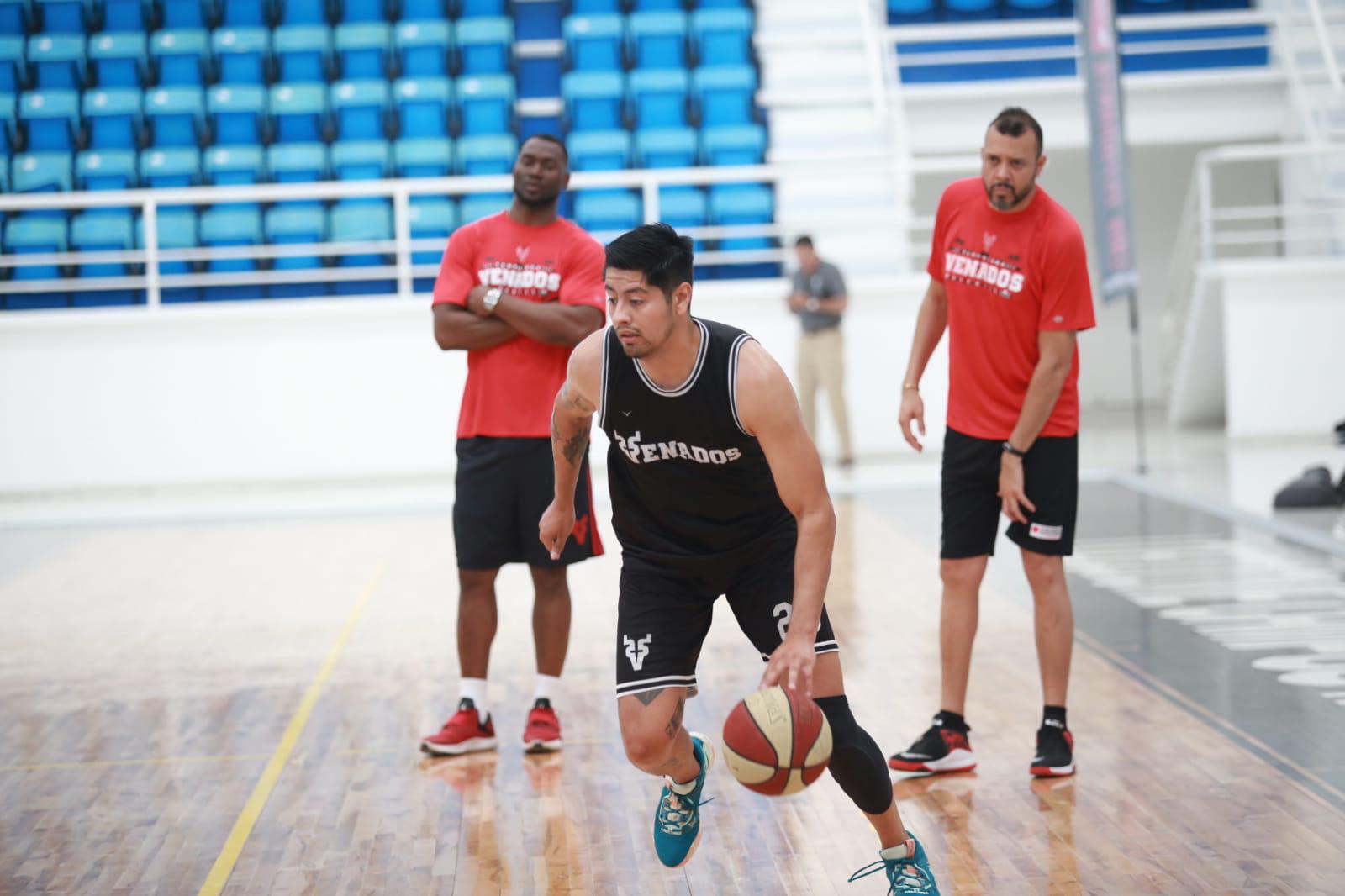 $!Venados Basketball entra al trabajo en cancha en su pretemporada