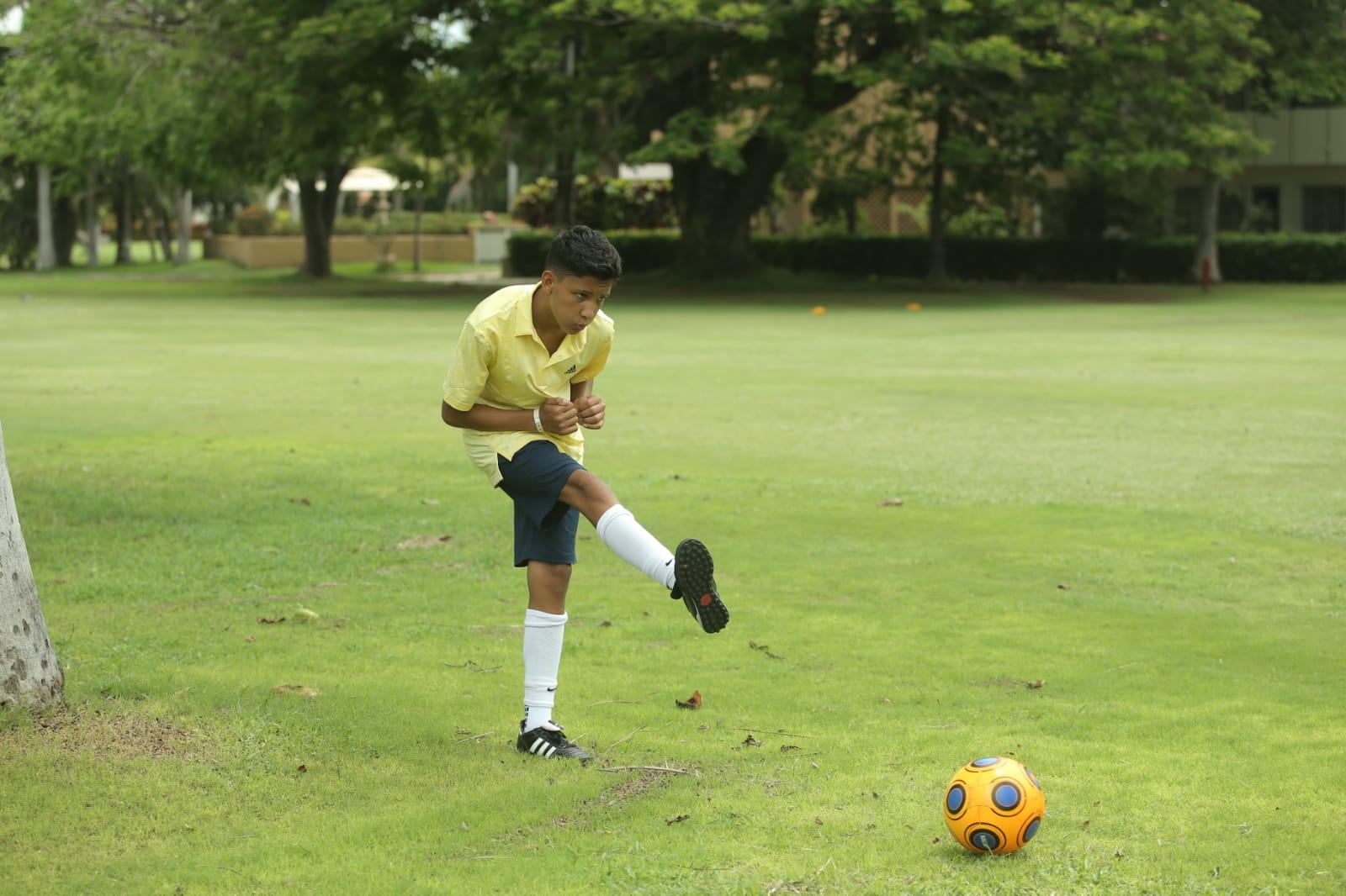 $!Jalisciense Gabriel García conquista el Nacional de Footgolf realizado en Mazatlán