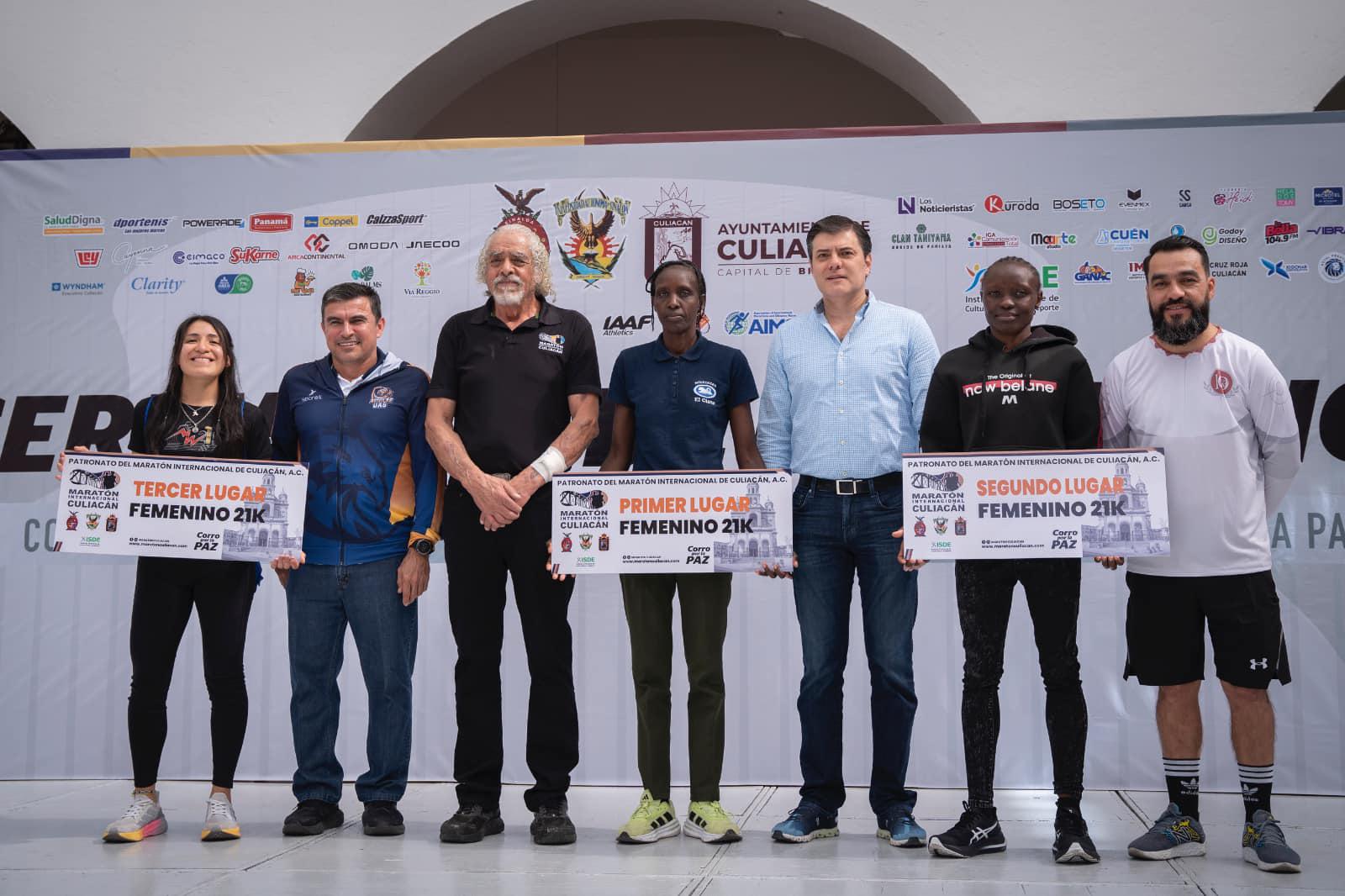 $!Keniata Robert Gaitho y capitalina Kathya García ganan el Maratón Internacional de Culiacán