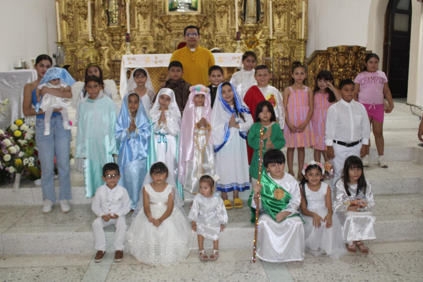 $!Retorna la Virgen del Rosario a su retablo en medio de la fiesta de Todos los Santos