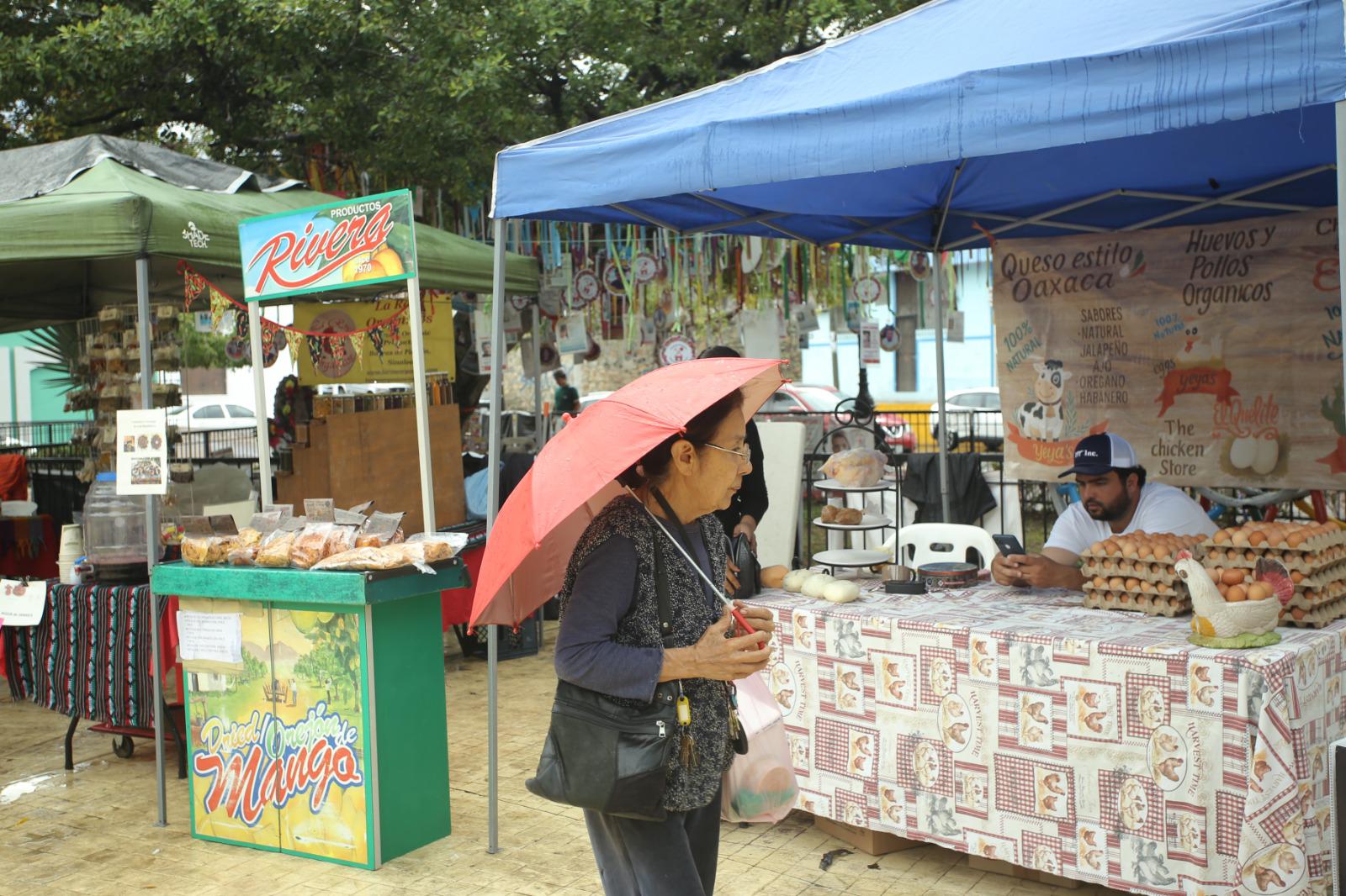 $!Mercado Orgánico realiza degustación de bebidas saludables hechas a base de frutos y colágeno marino
