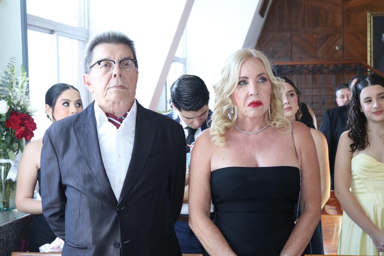 $!Giselle Amairani Chávez Salgado y Guillermo Zerecero Rodríguez unen su amor por siempre