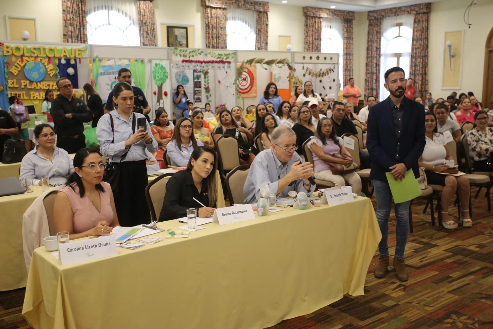 $!Celebran colorido concurso ‘Juguemos a Emprender’, en Mazatlán