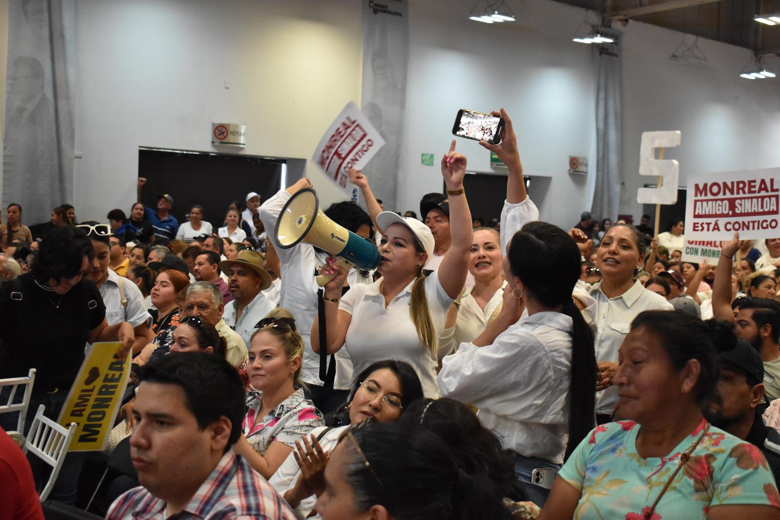 $!Ricardo Monreal promueve sus aspiraciones presidenciales en Sinaloa