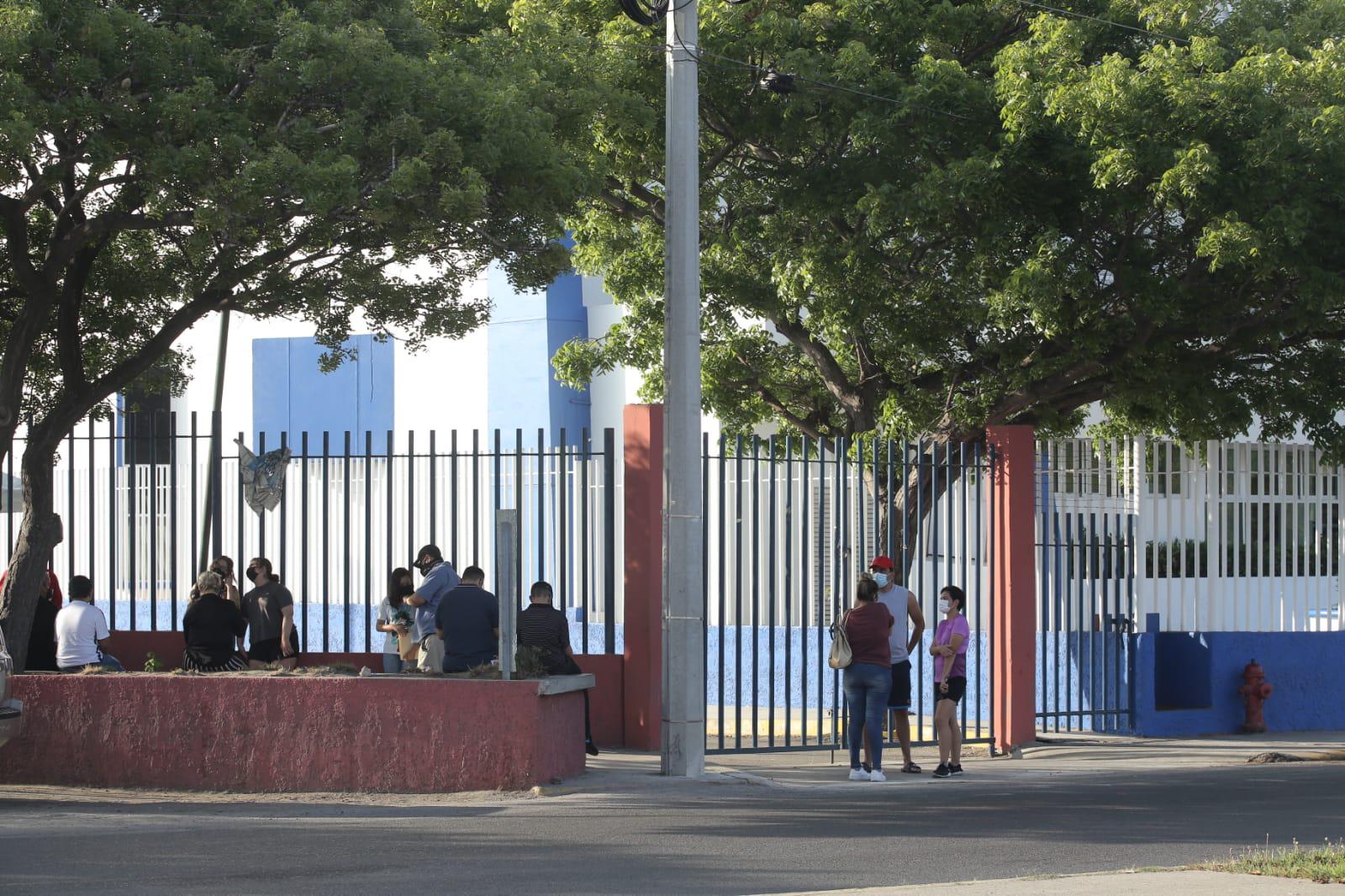 $!Pocos menores de 12 a 14 años se vacunan en Mazatlán contra el Covid
