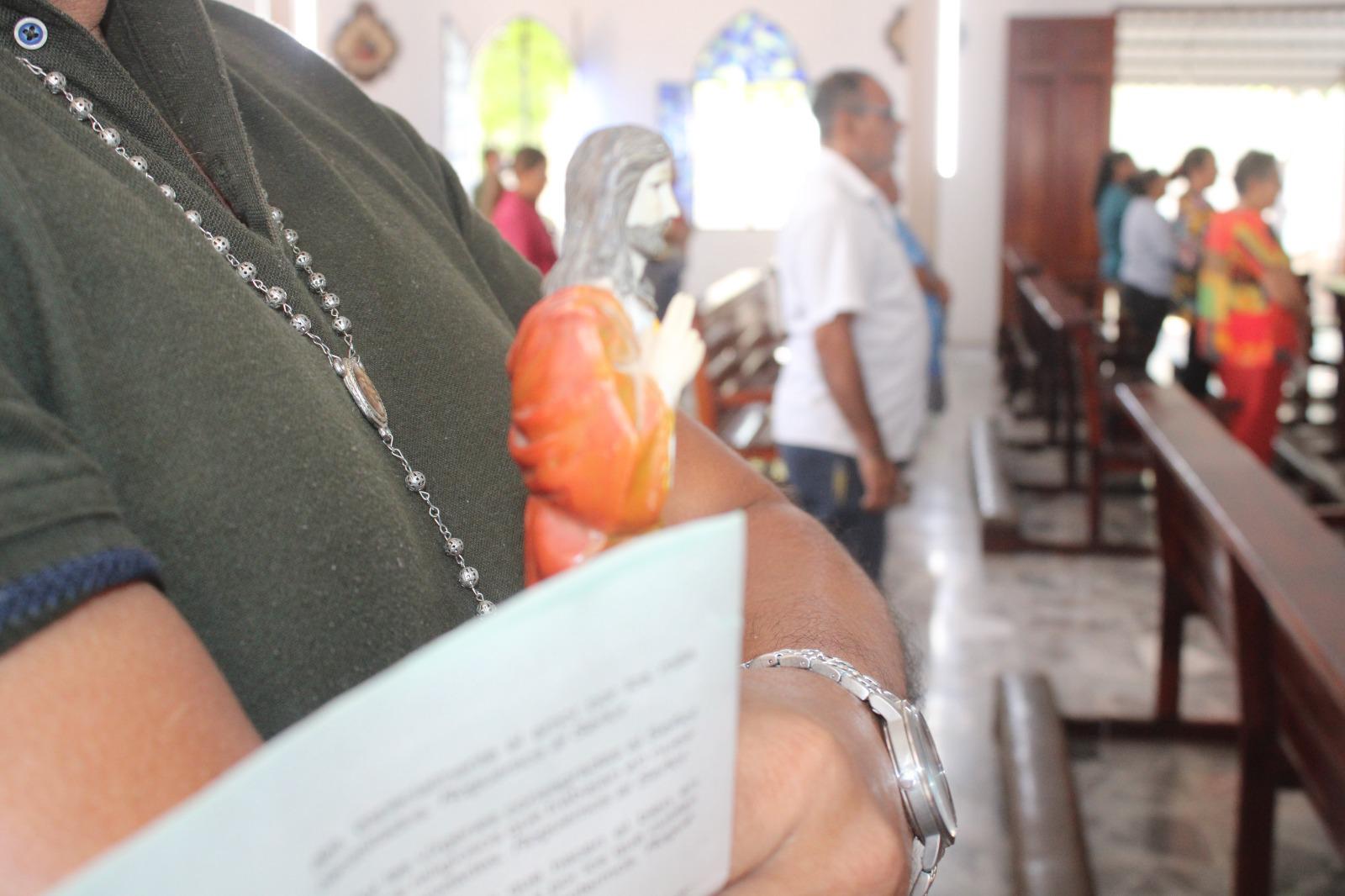 $!Con Mañanitas y misa celebran en Rosario la solemnidad del Sagrado Corazón de Jesús