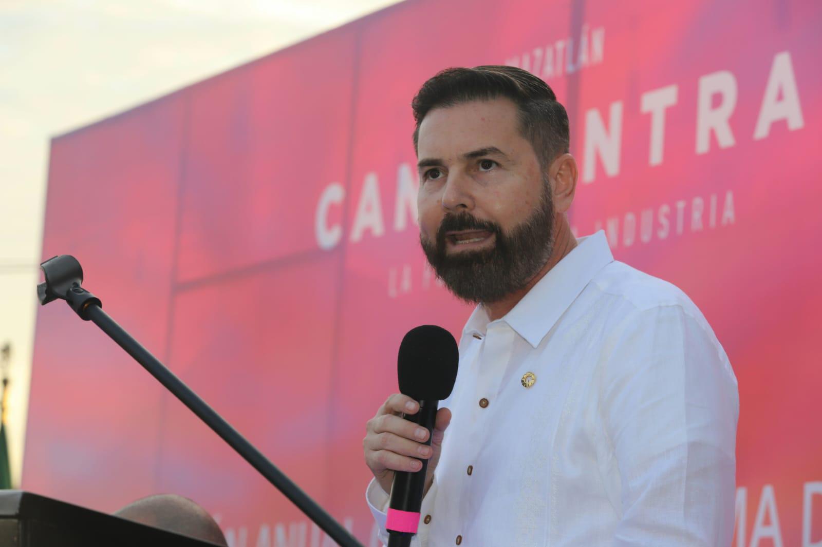 $!Mauricio Aguilar asume la presidencia de Canacintra Mazatlán para el periodo 2026-2027