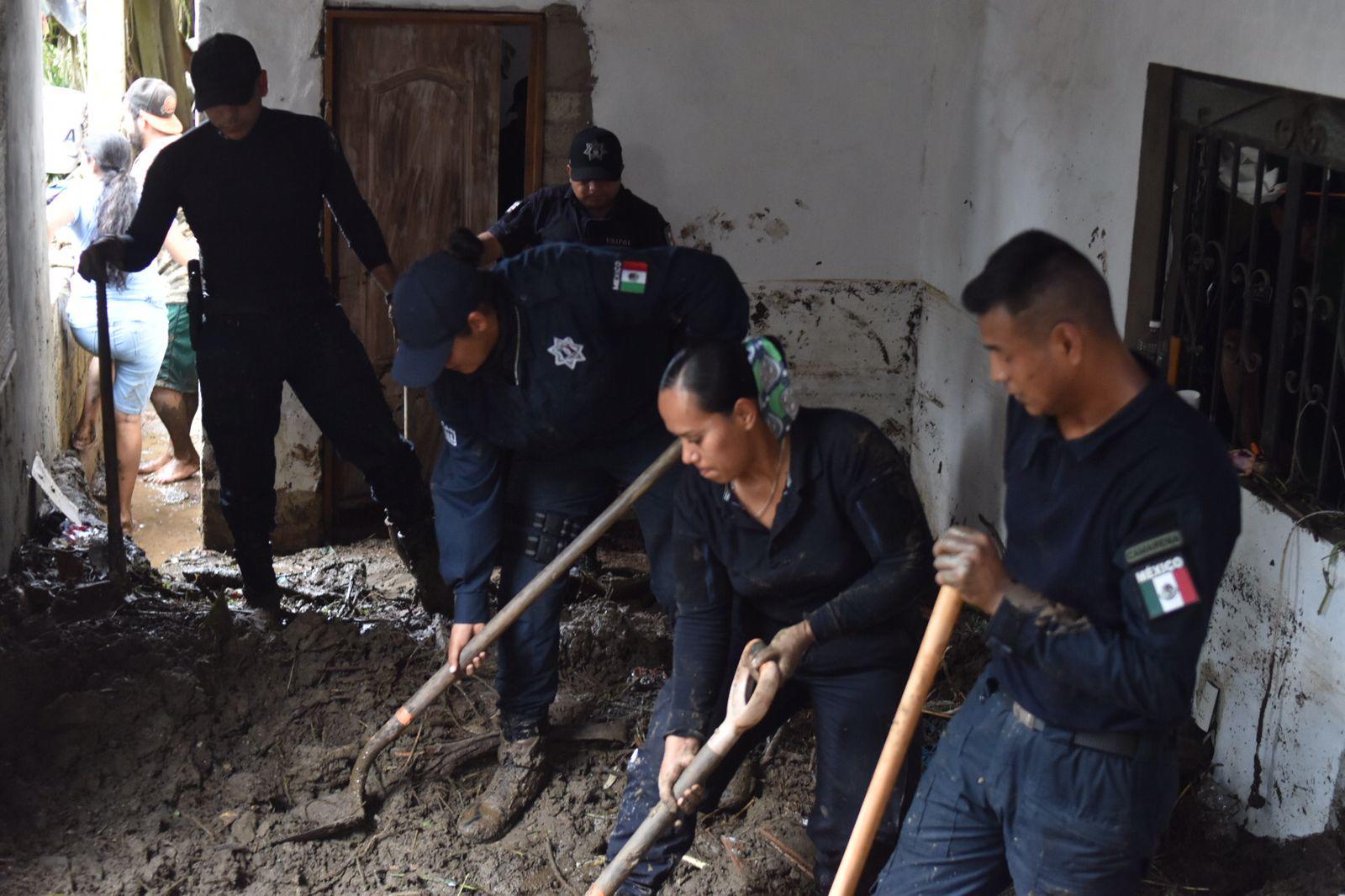$!Sube a tres los muertos en Nayarit por el paso del huracán Roslyn; además de cuantiosos daños