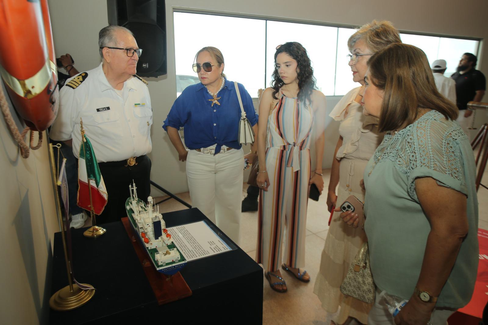 $!La réplica del galeón francés Le Mirage, considerado uno de los navíos insignia de la Marina Real Francesa durante el reinado de Luis XIV también ya se encuentra en el lugar.