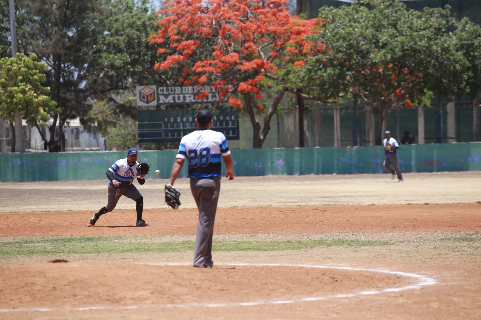 $!Halcones-Turismo obliga un tercer juego en final de Beisbol 40 Años