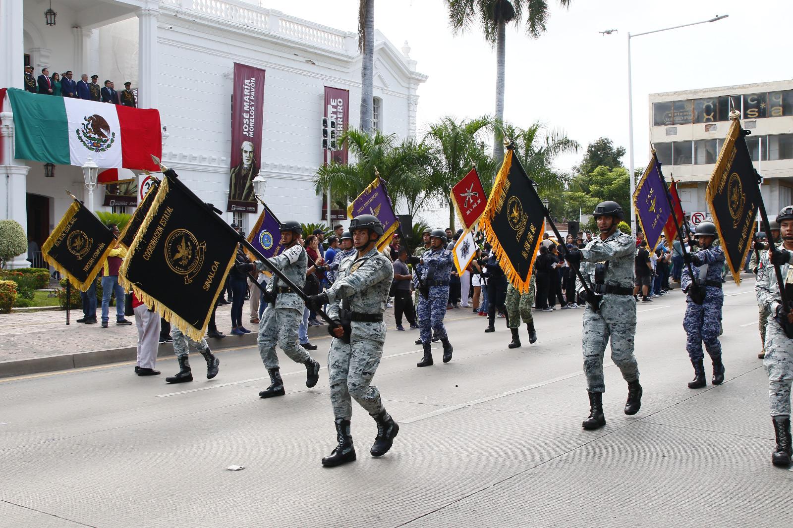 $!Realizan desfile militar en Culiacán por la Independencia de México