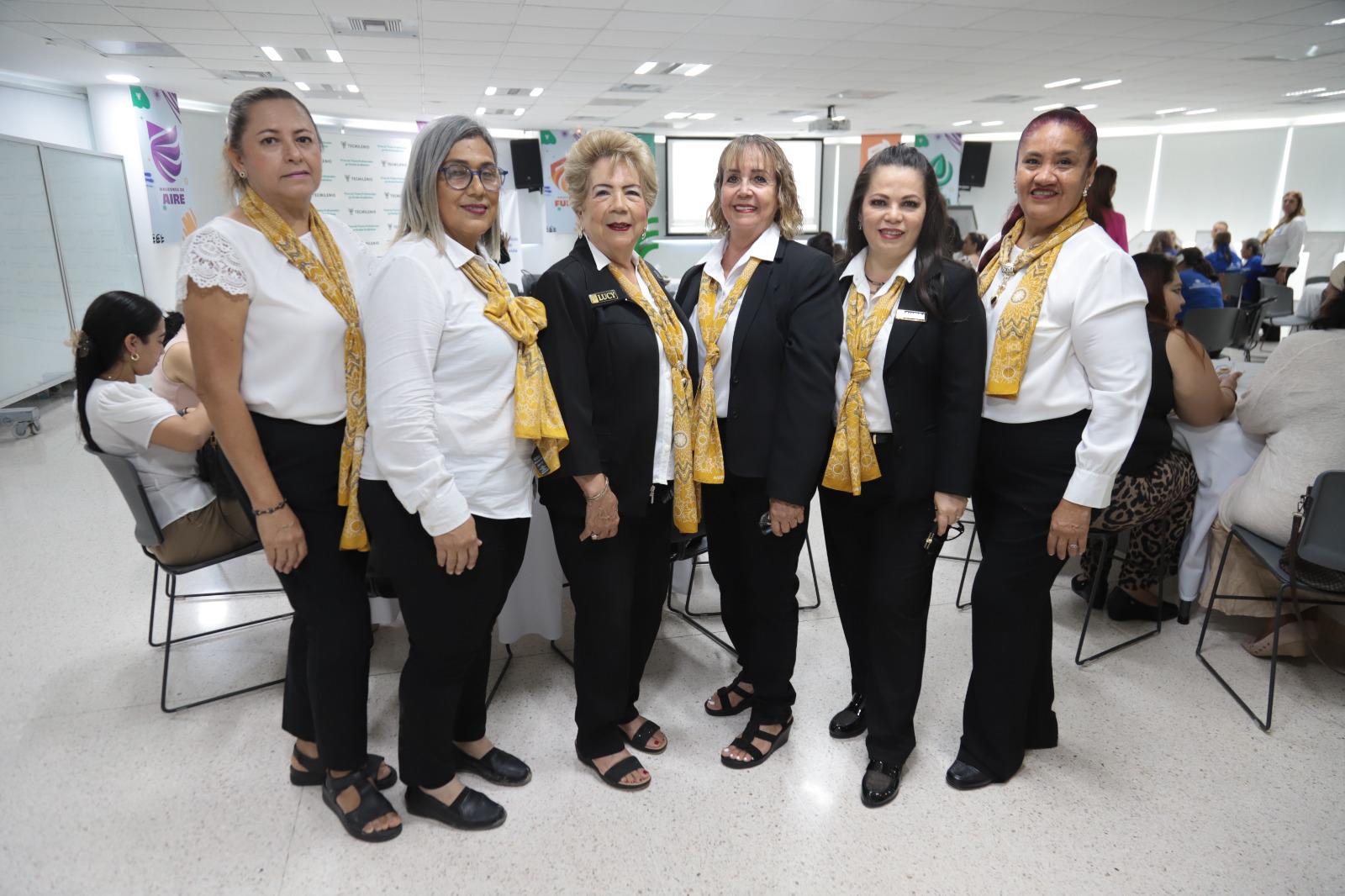 $!Rosa María Armenta, Leticia Durán, Lucy Calleros de Soto, Lupita Esparza, Sandra Gaviño y Francis Ruiz.