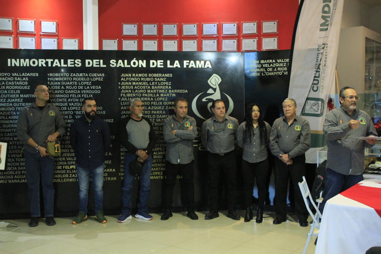 $!‘El Chacal’ González y Glenda Guerrero son los Peleadores del Año 2023 en Culiacán