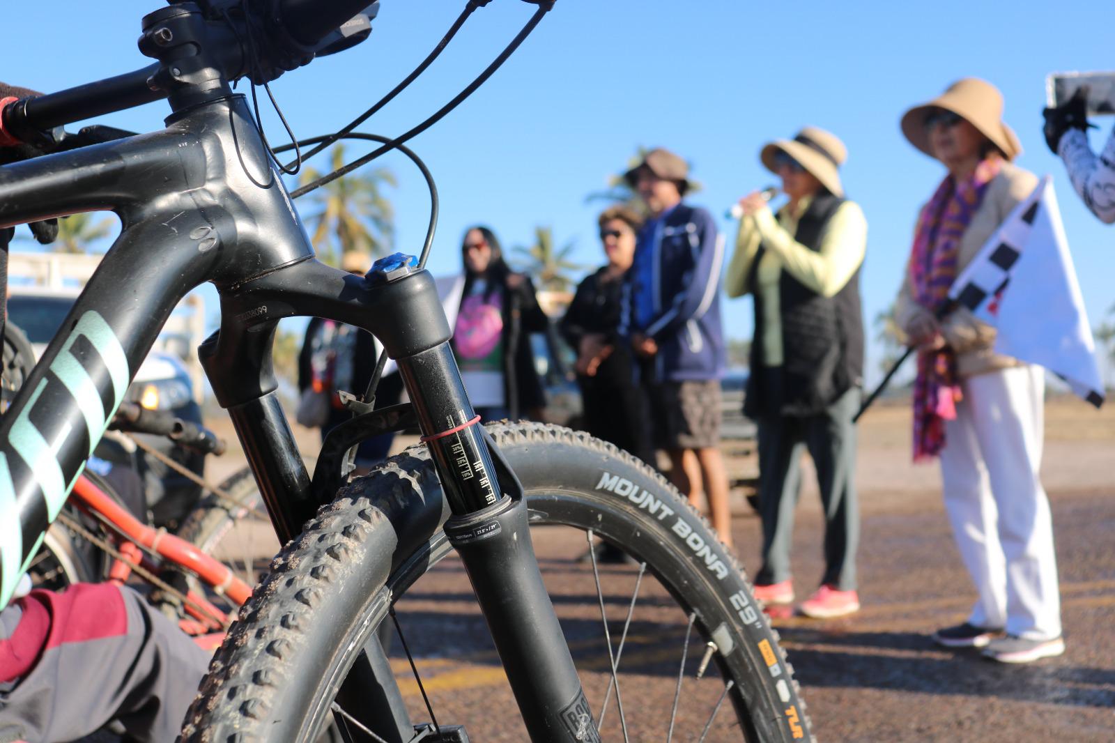 $!Responden escuinapenses a rodada a beneficio del Asilo de Ancianos
