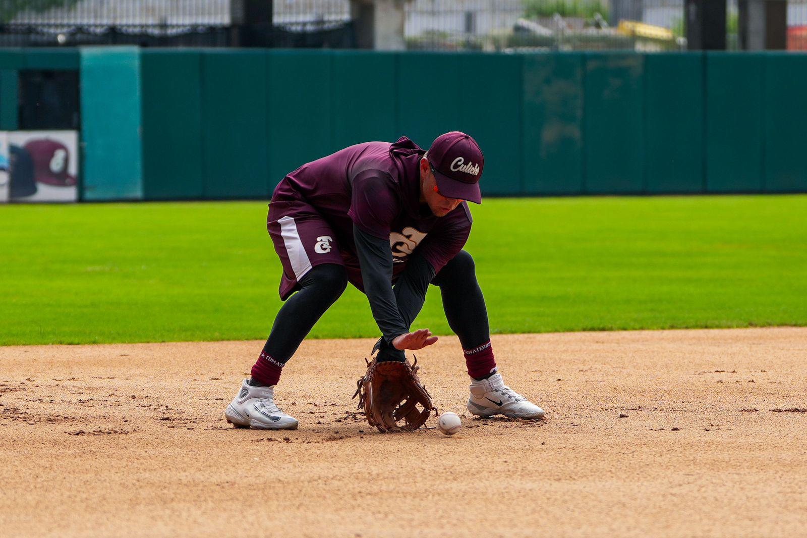 $!Coach Carlos Rivera se une a la pretemporada de Tomateros