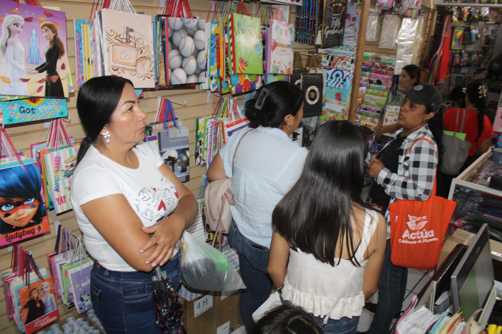 $!Canje de uniformes y útiles escolares gratuitos en Rosario tiene buen inicio